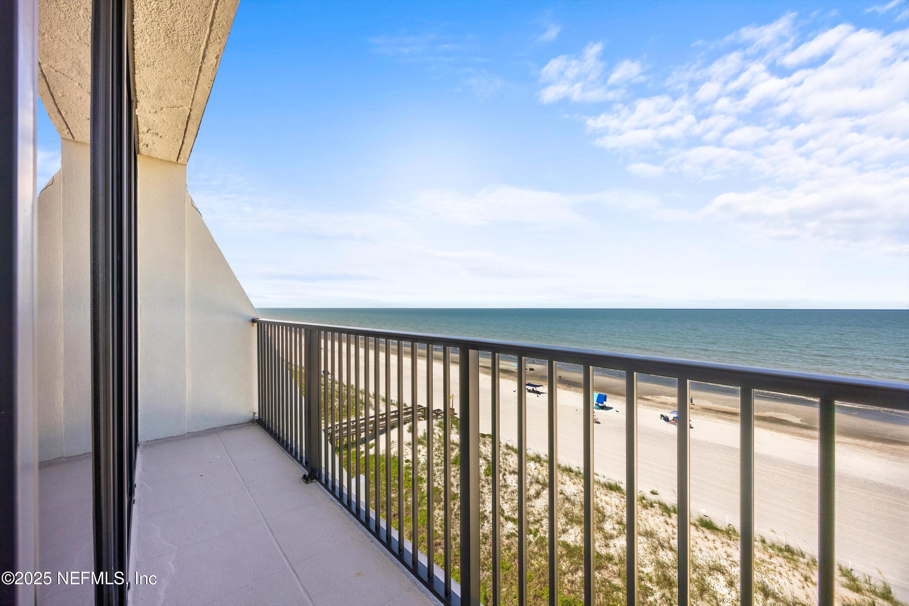 2100 OCEAN Drive PH-2