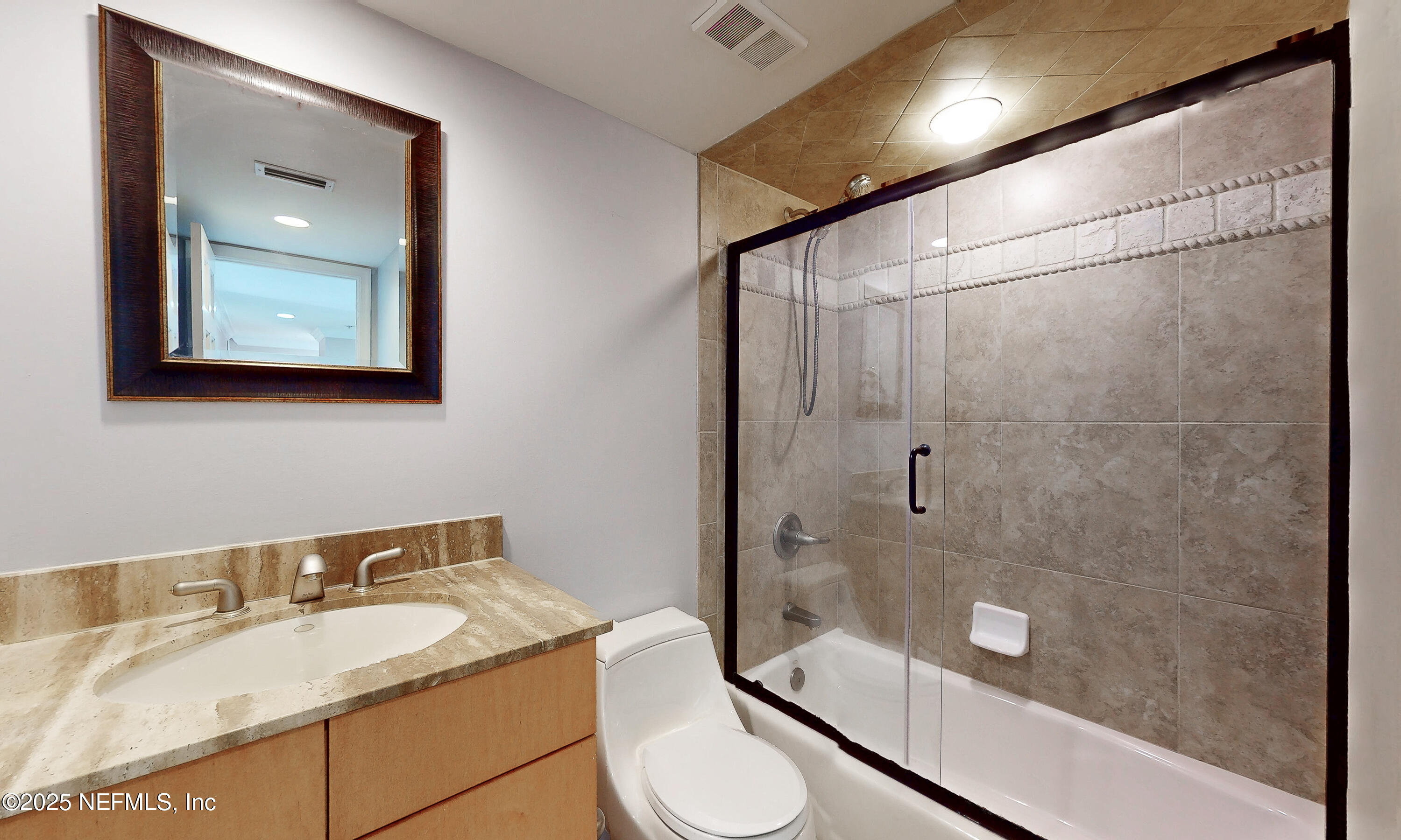 2100 OCEAN Drive PH-2