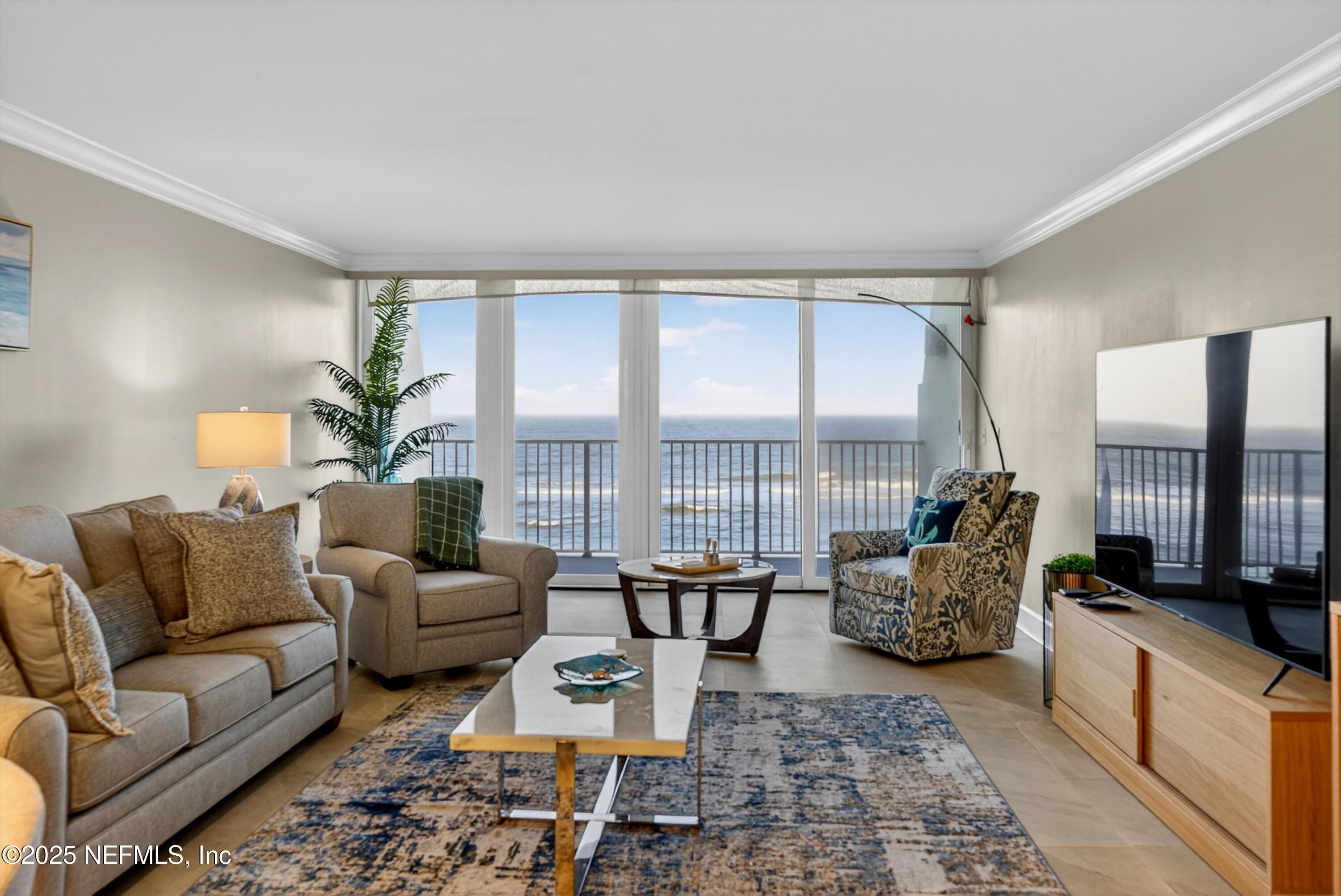 2100 OCEAN Drive PH-2