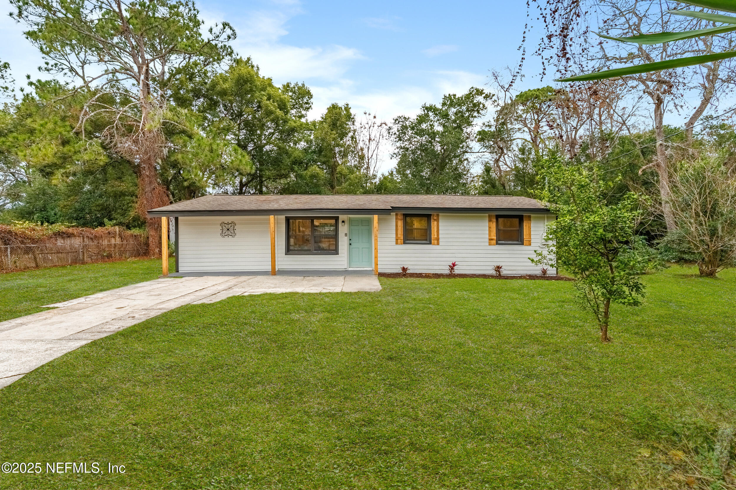 12033 GENTIAN Court