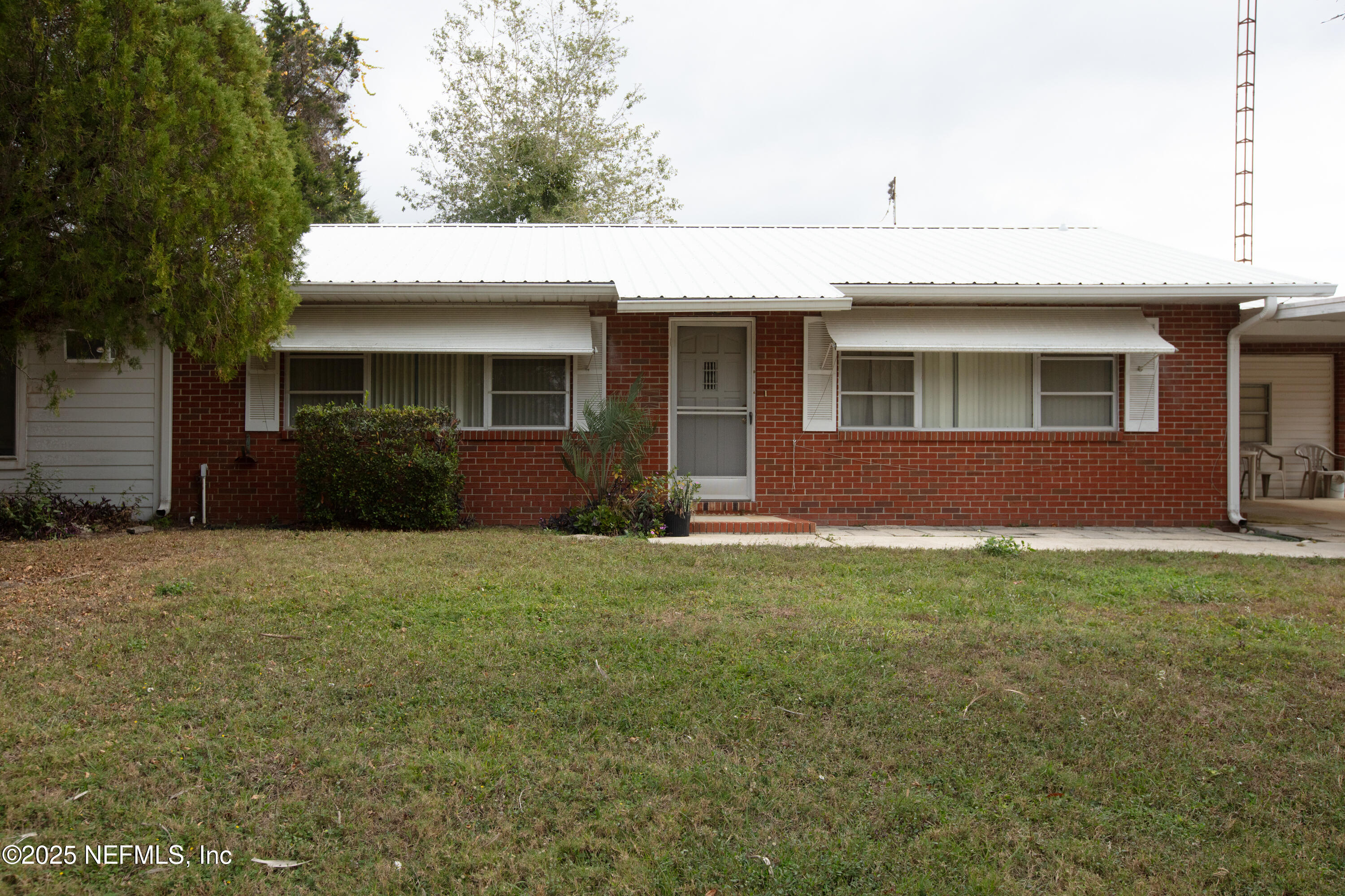 6276 MAGNOLIA Street