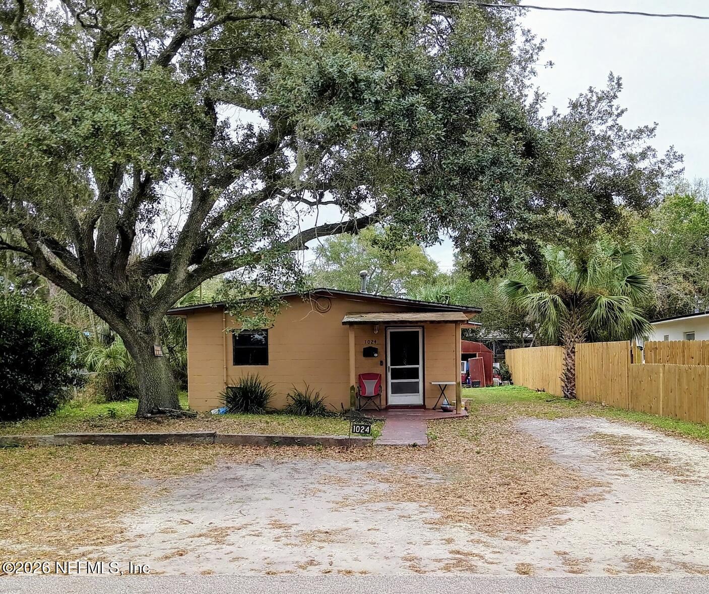 1024 S 9TH Street