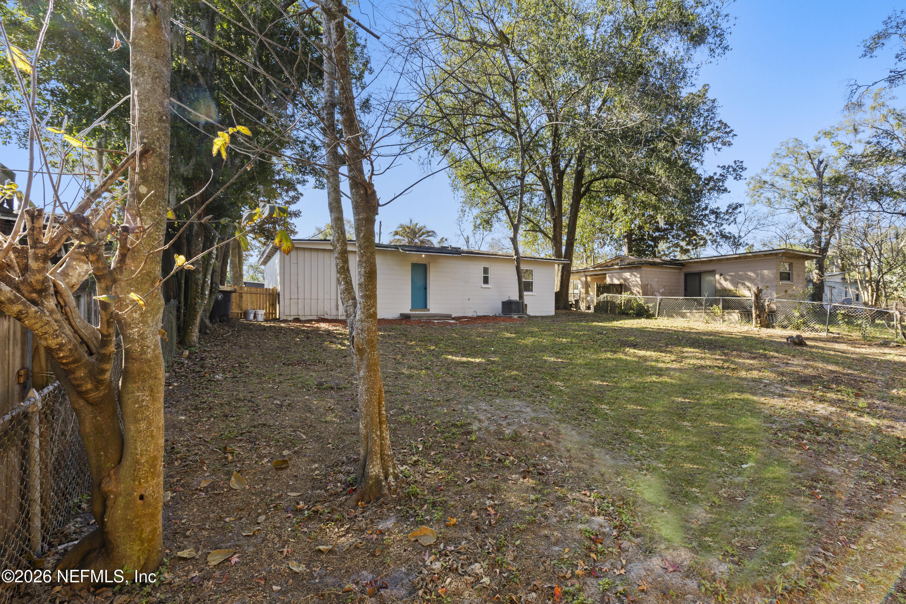 5873 OAKLANE Drive