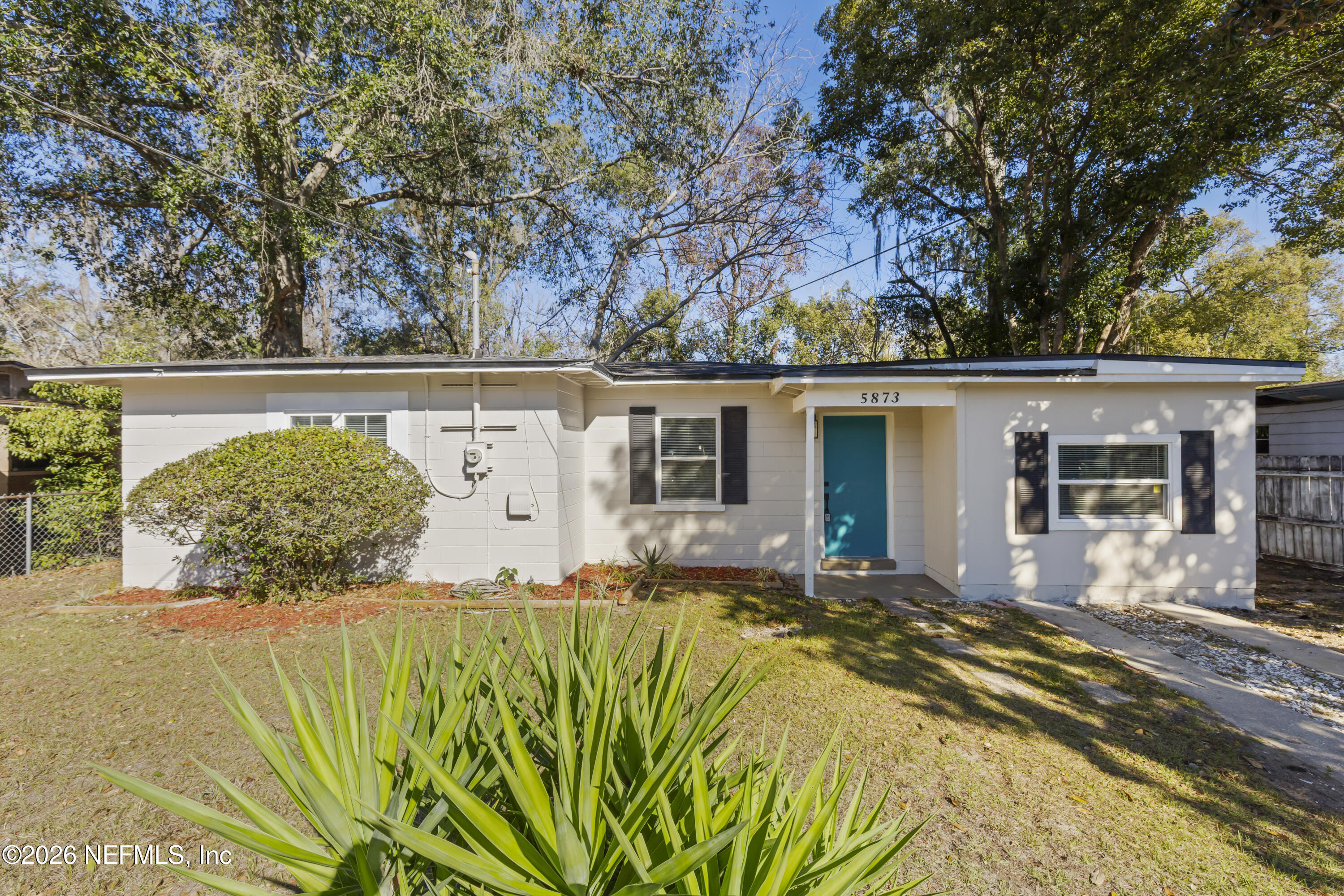 5873 OAKLANE Drive