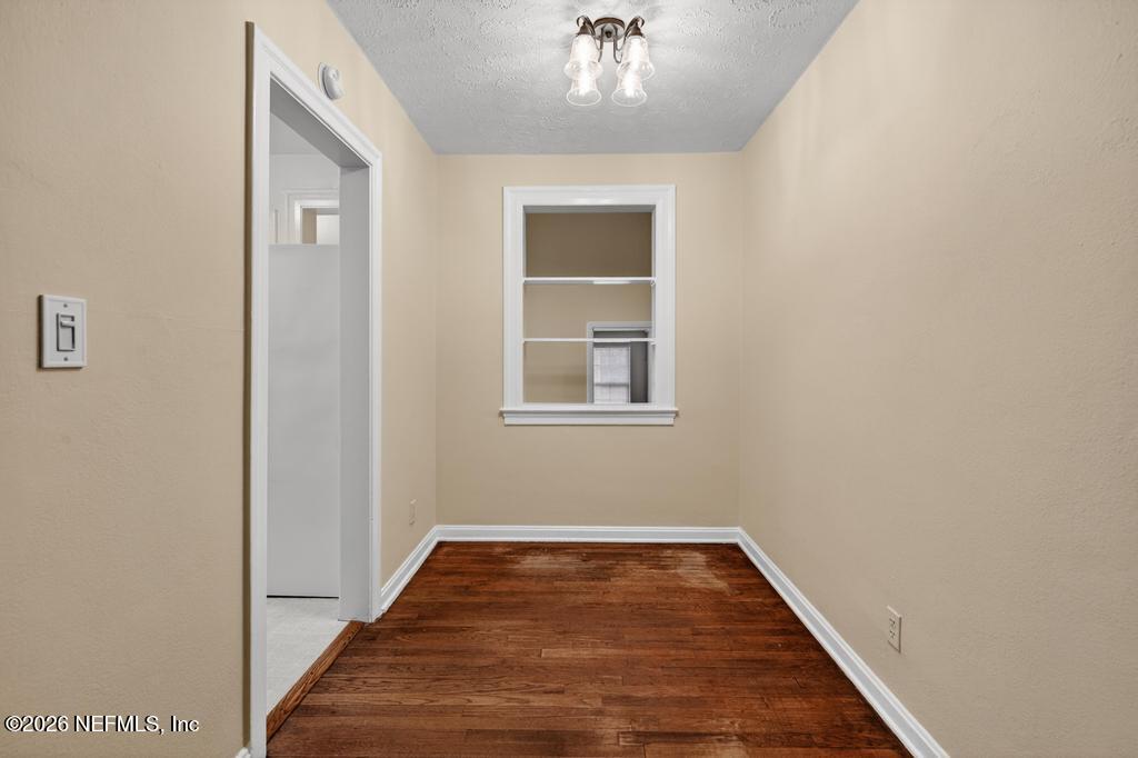 2862 SEVILLE Court