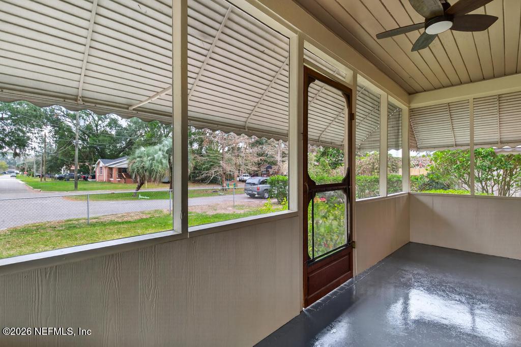 2862 SEVILLE Court