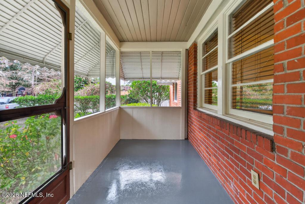 2862 SEVILLE Court