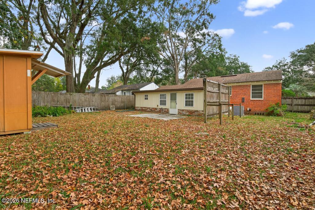 2862 SEVILLE Court