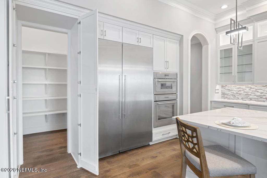 400 HALLOWES Cove, St. Johns
