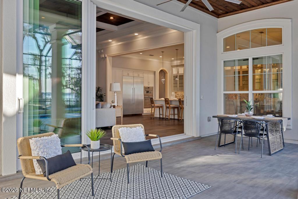 400 HALLOWES Cove, St. Johns