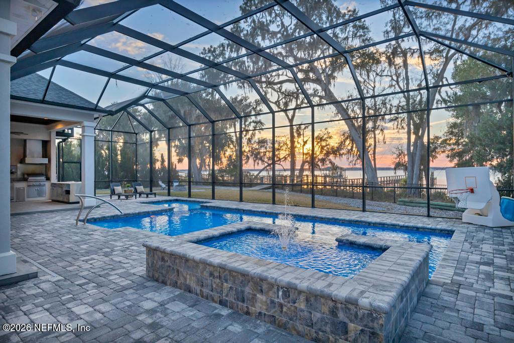 400 HALLOWES Cove, St. Johns