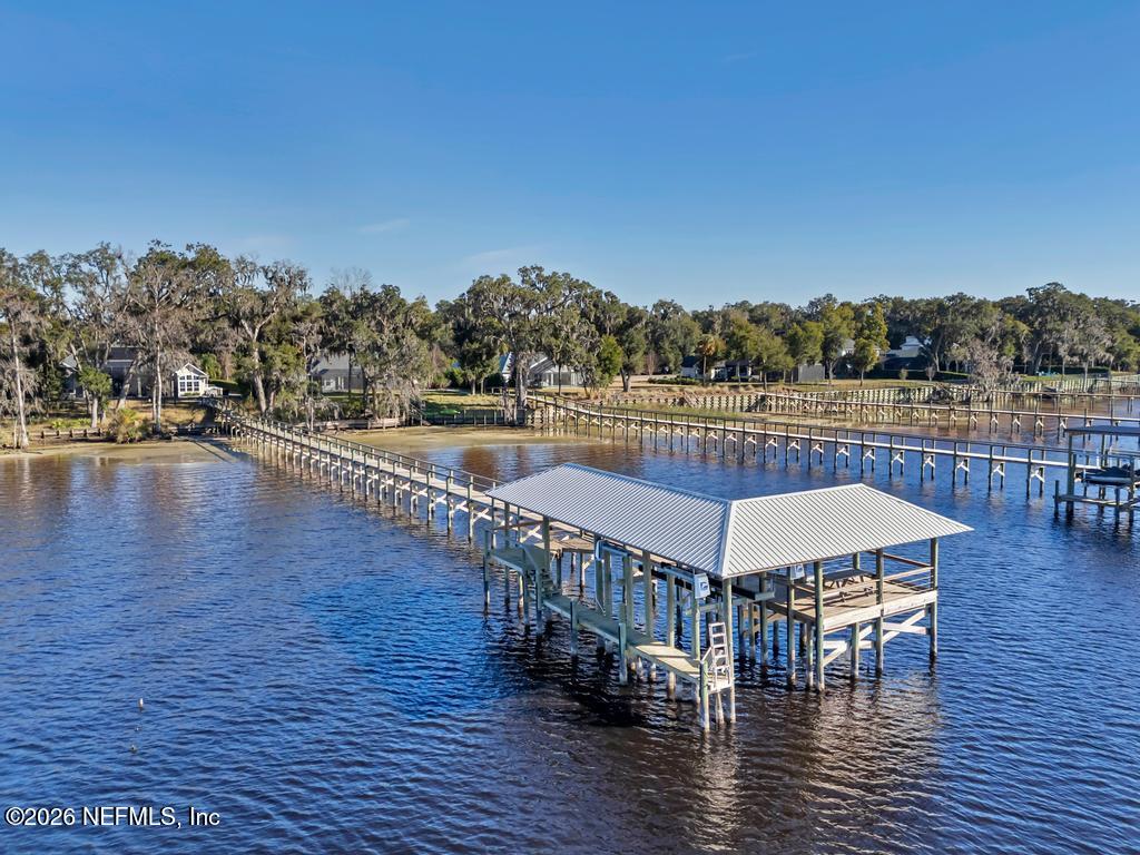 400 HALLOWES Cove, St. Johns