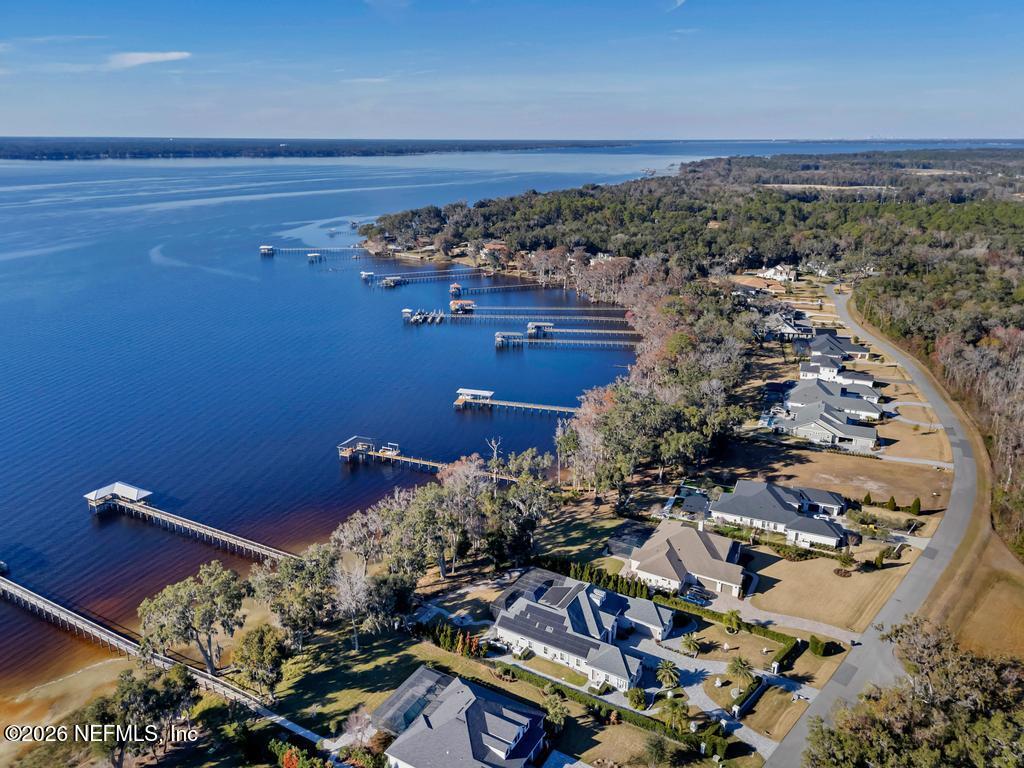 400 HALLOWES Cove, St. Johns