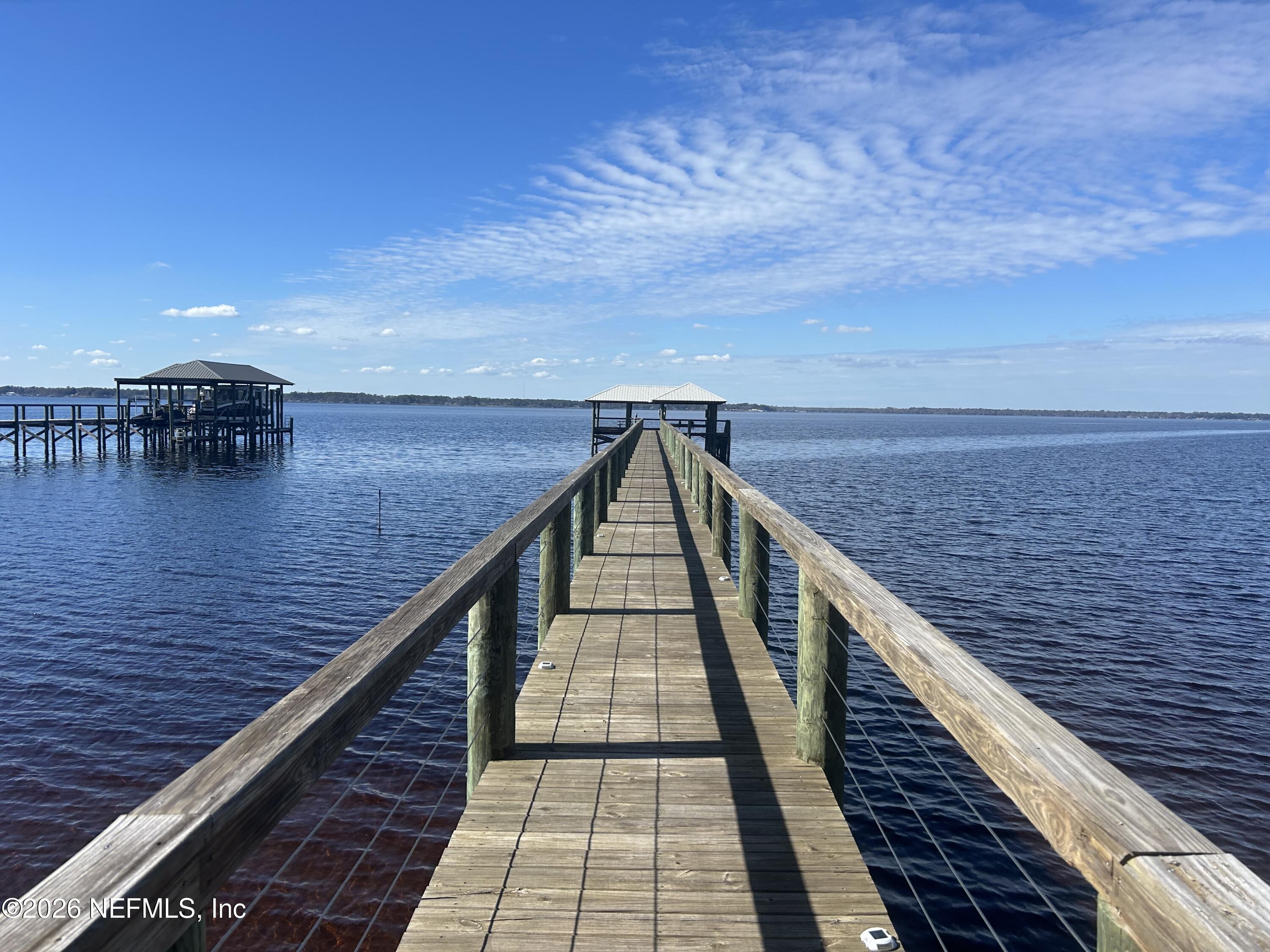 400 HALLOWES Cove, St. Johns