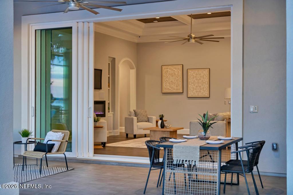 400 HALLOWES Cove, St. Johns
