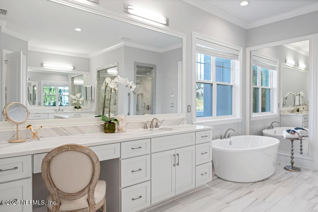400 HALLOWES Cove, St. Johns