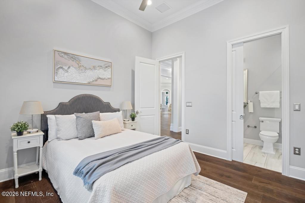 400 HALLOWES Cove, St. Johns
