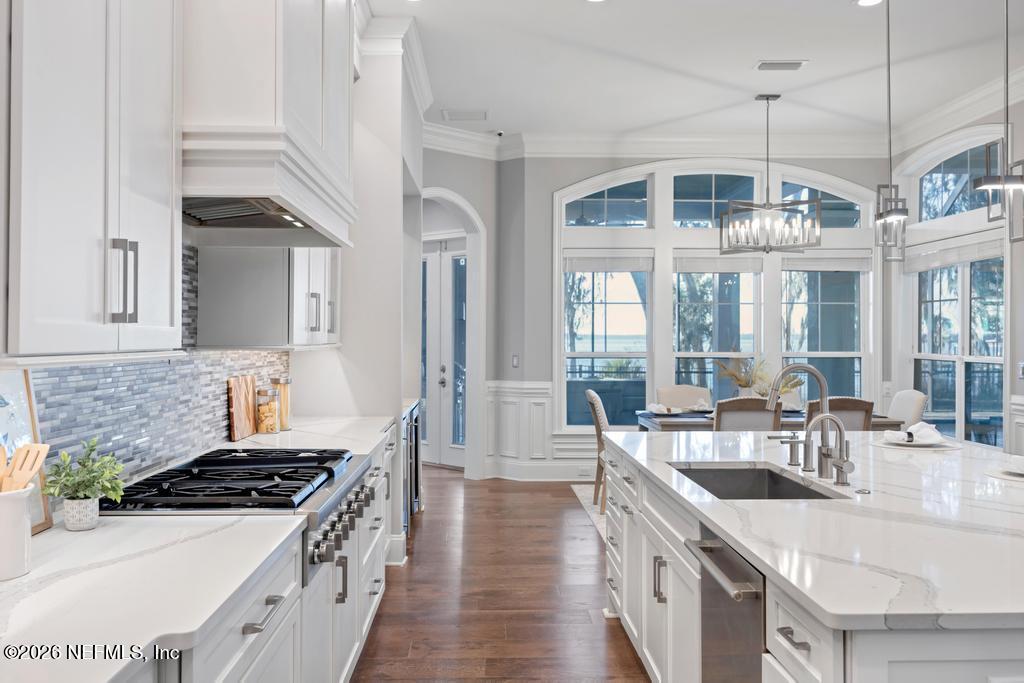 400 HALLOWES Cove, St. Johns