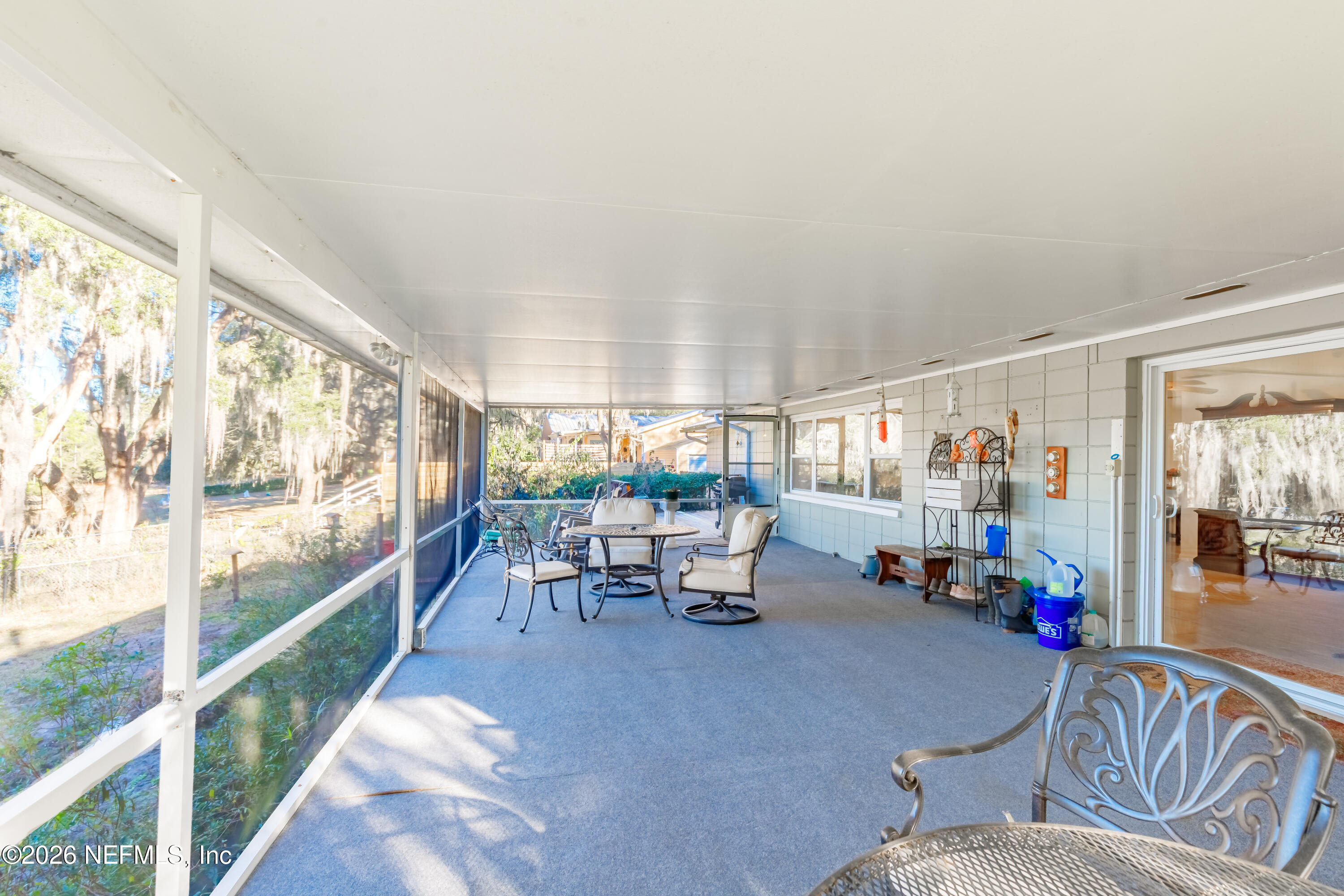 6433 LOCH LOMMOND Drive
