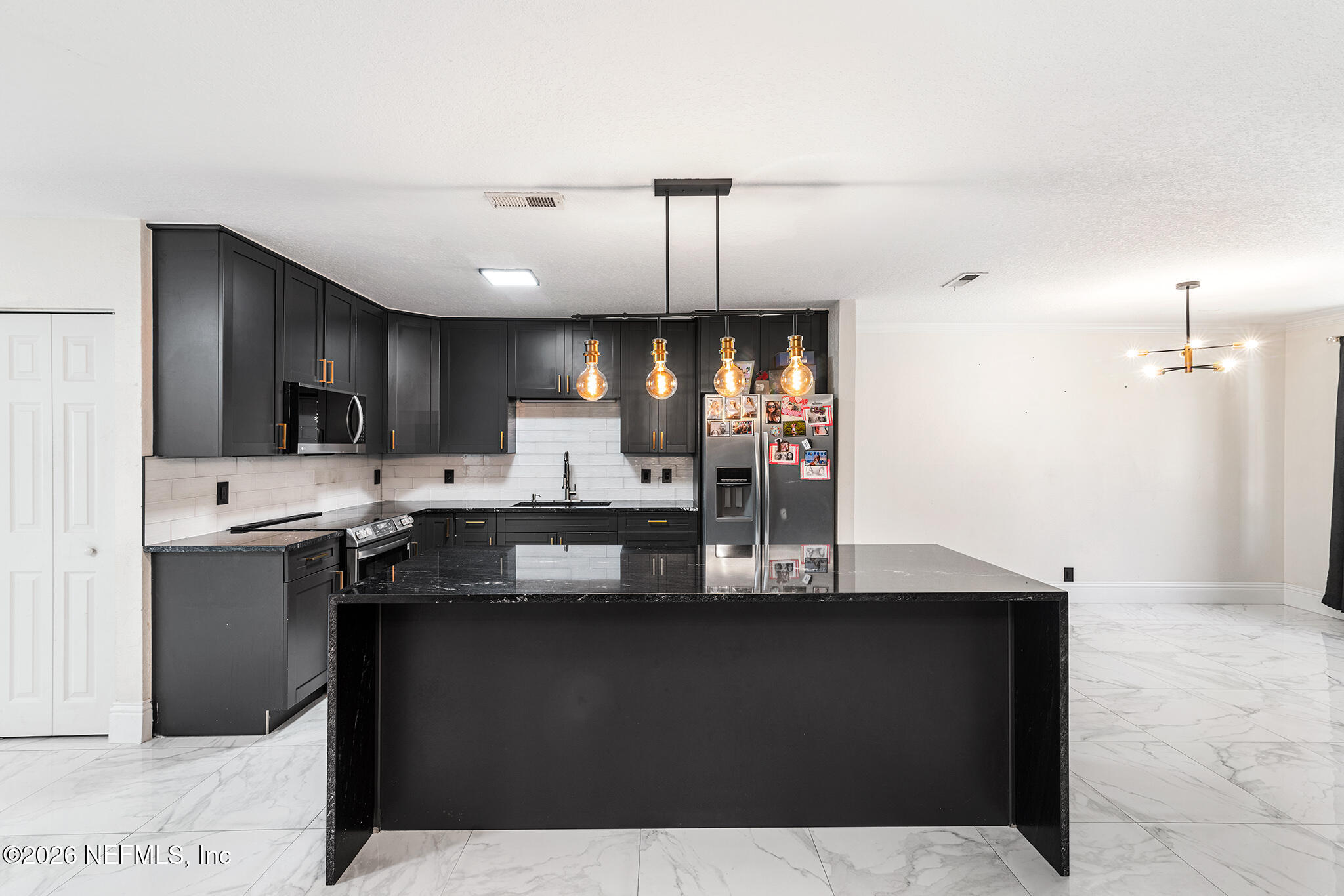 8880 OLD KINGS Road S 120