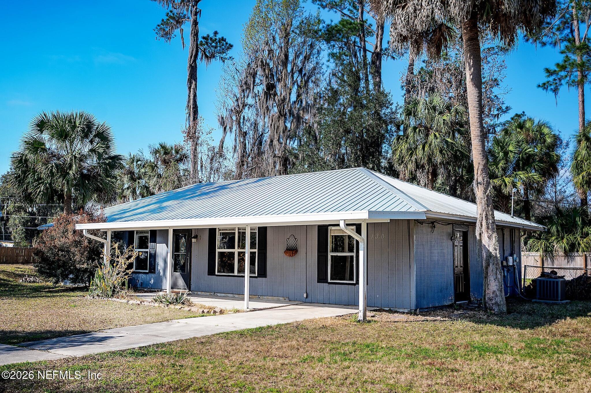130 ROBERTS Boulevard