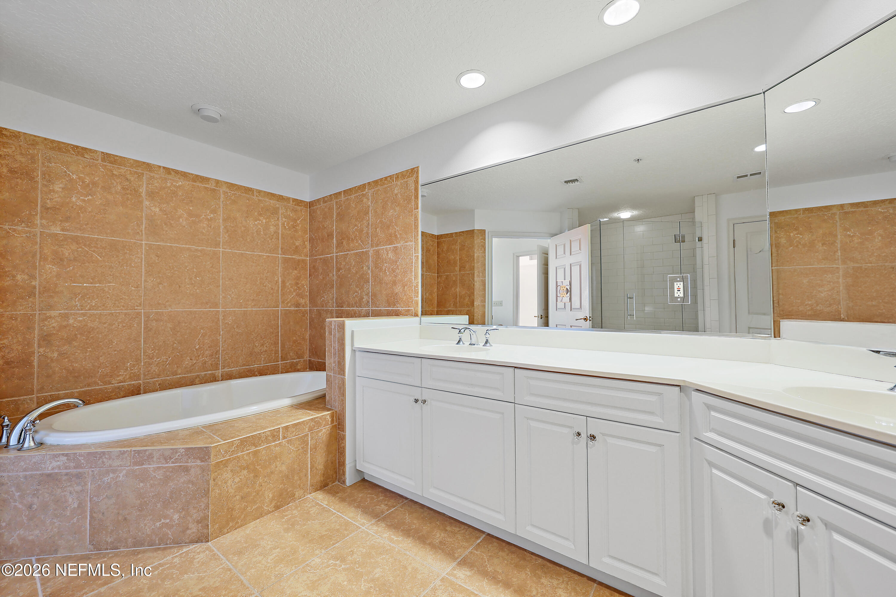 1478 RIVERPLACE Boulevard 701