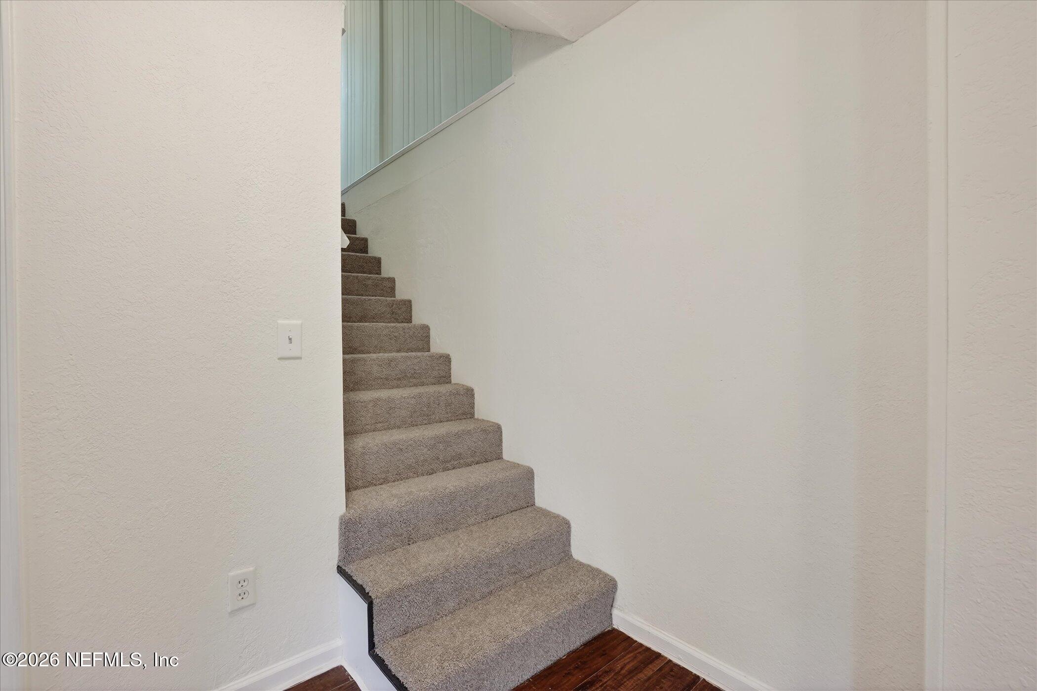 1217 COOK Street