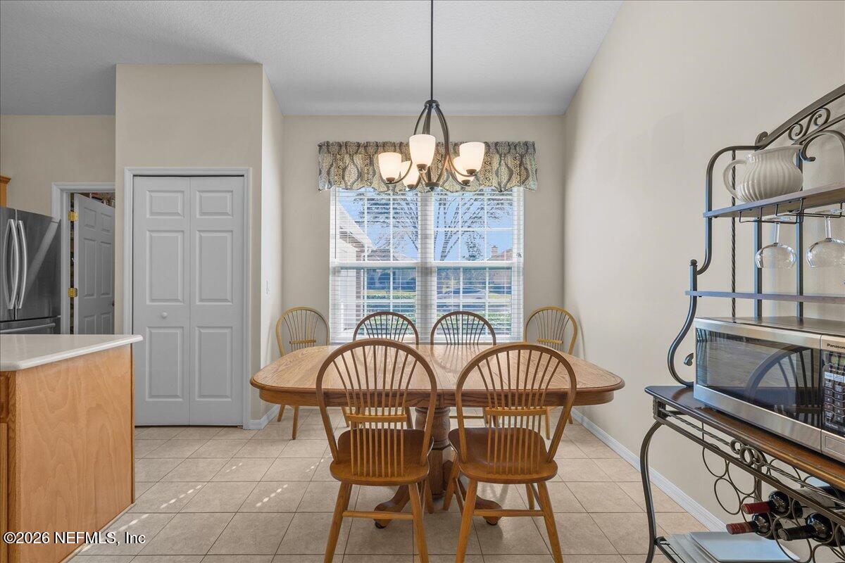 832 BUCKEYE Lane W, St. Johns
