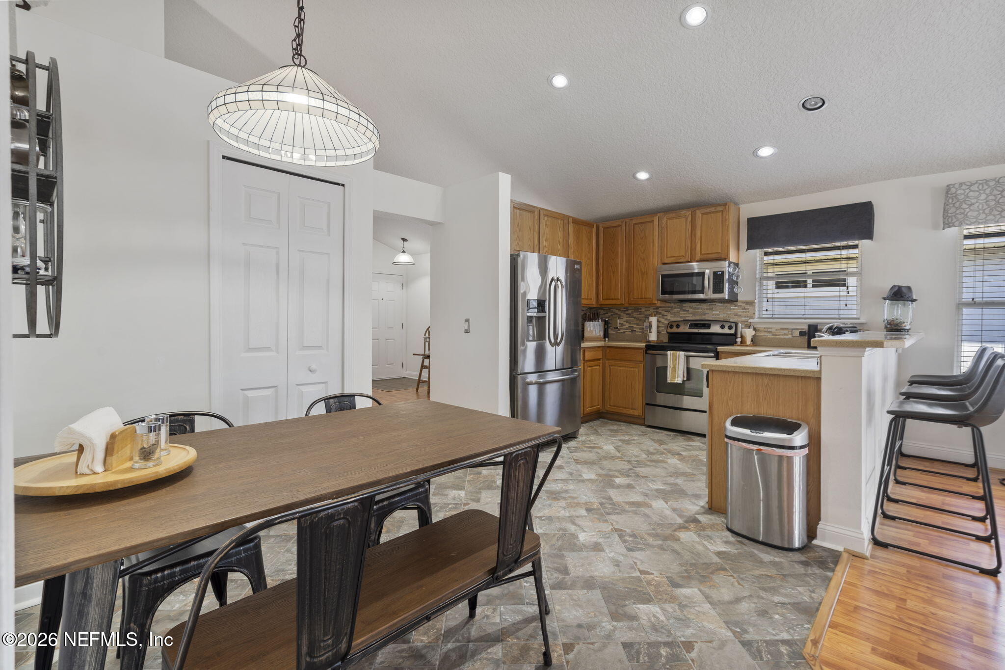 1239 BEDROCK Drive