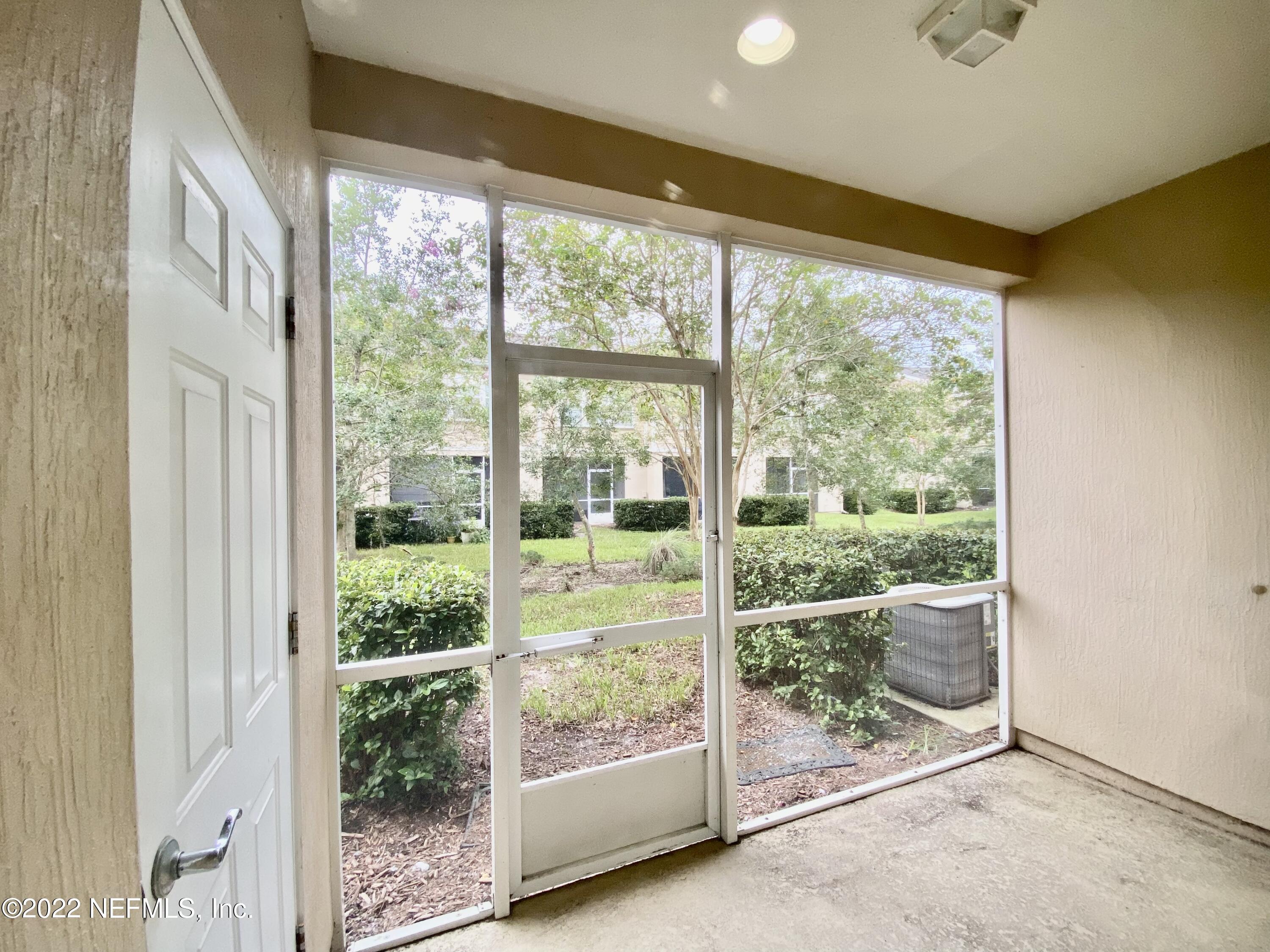 8101 SUMMER PALM Court