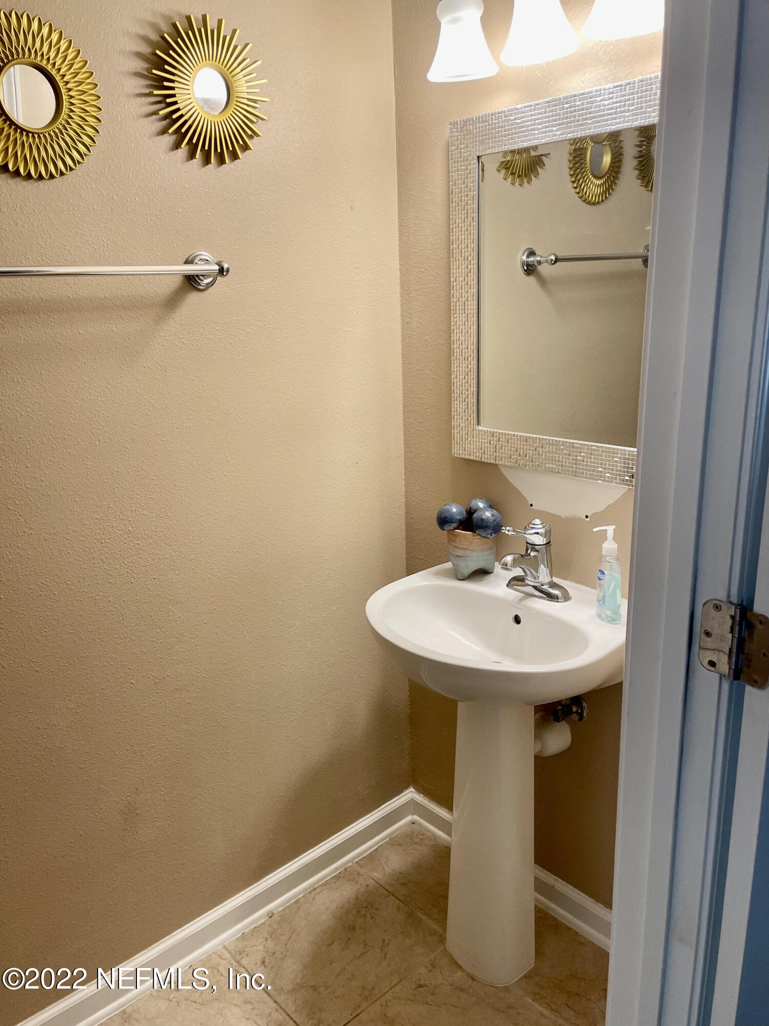 8101 SUMMER PALM Court