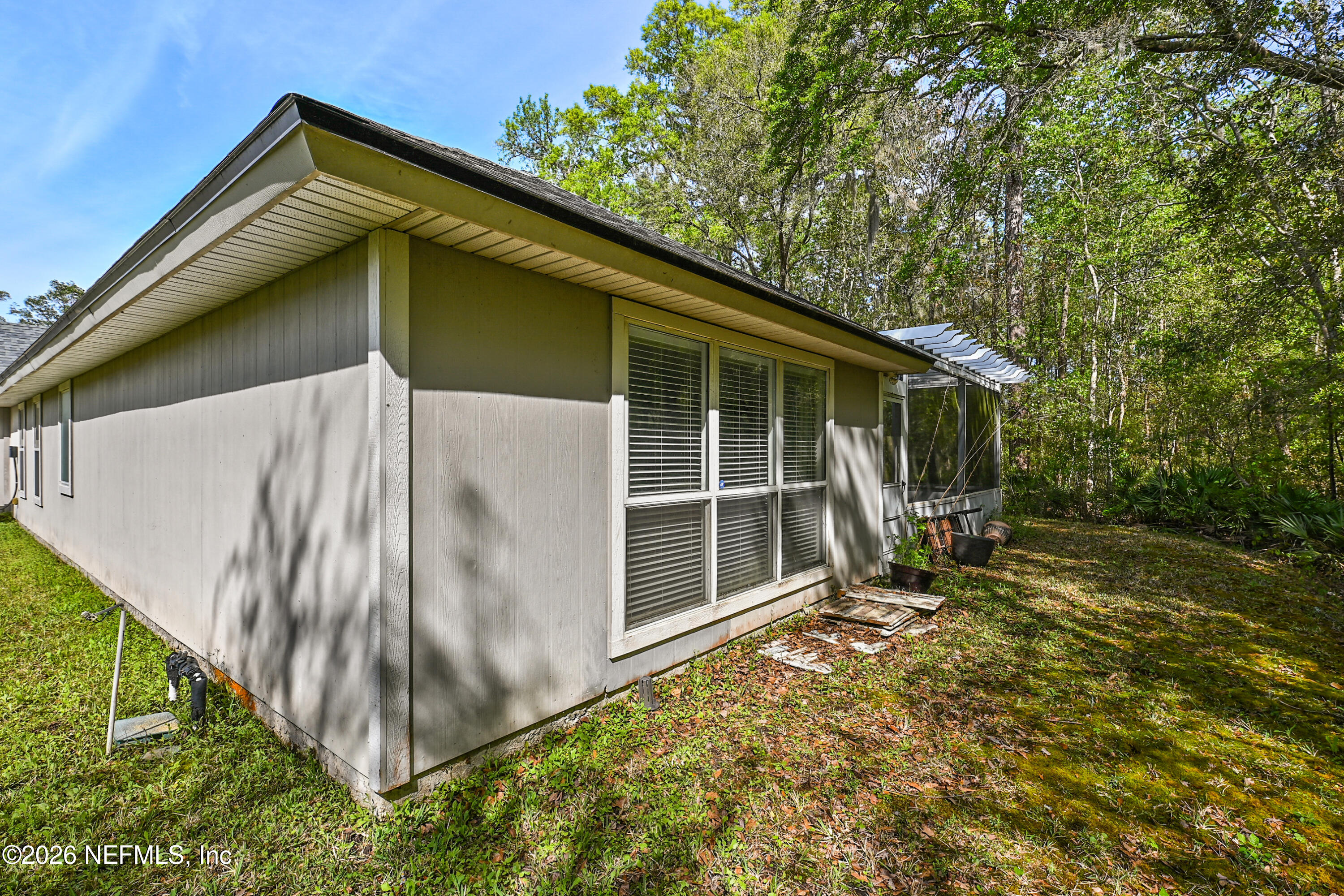494 APPLE CREEK DRIVE Drive