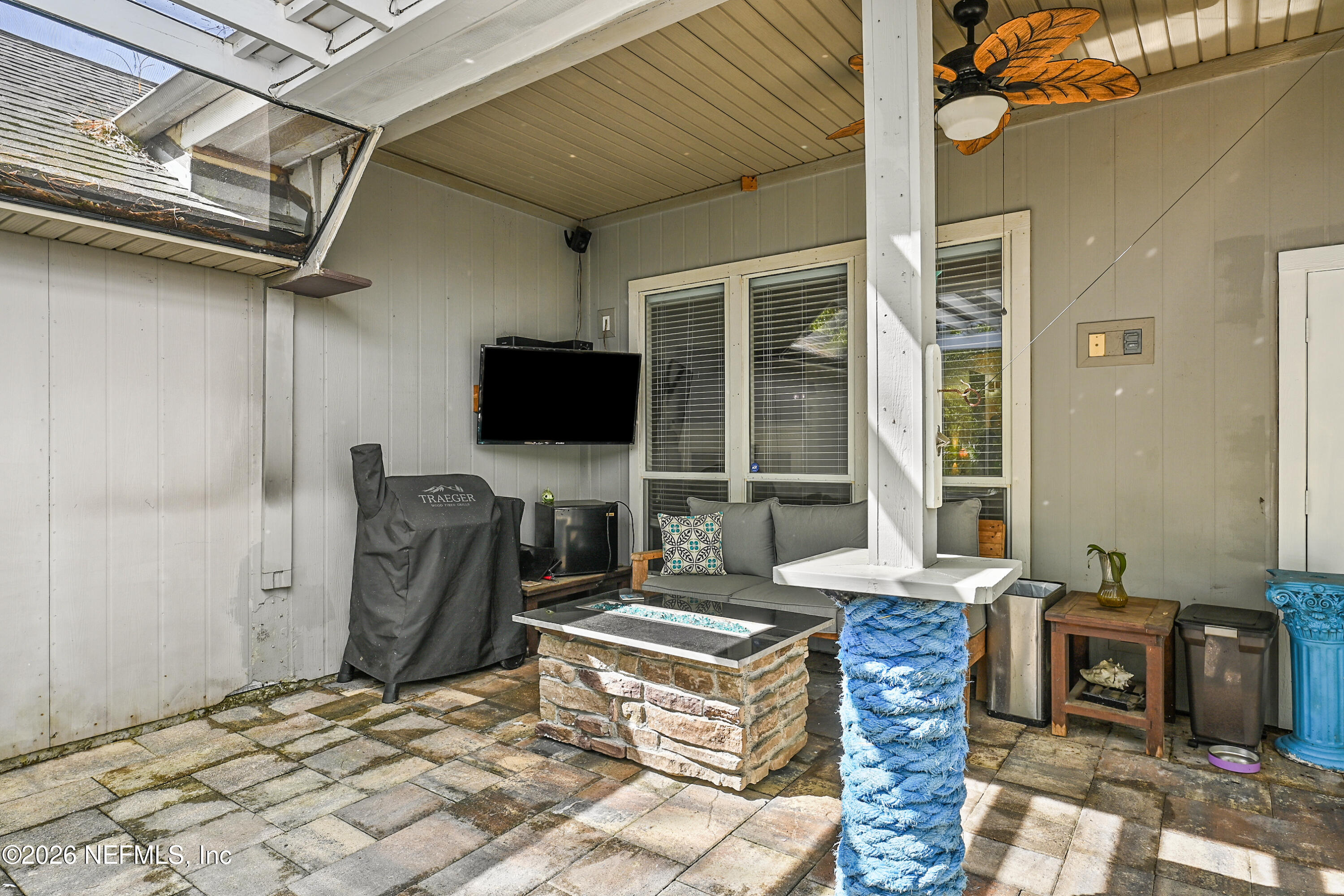 494 APPLE CREEK DRIVE Drive