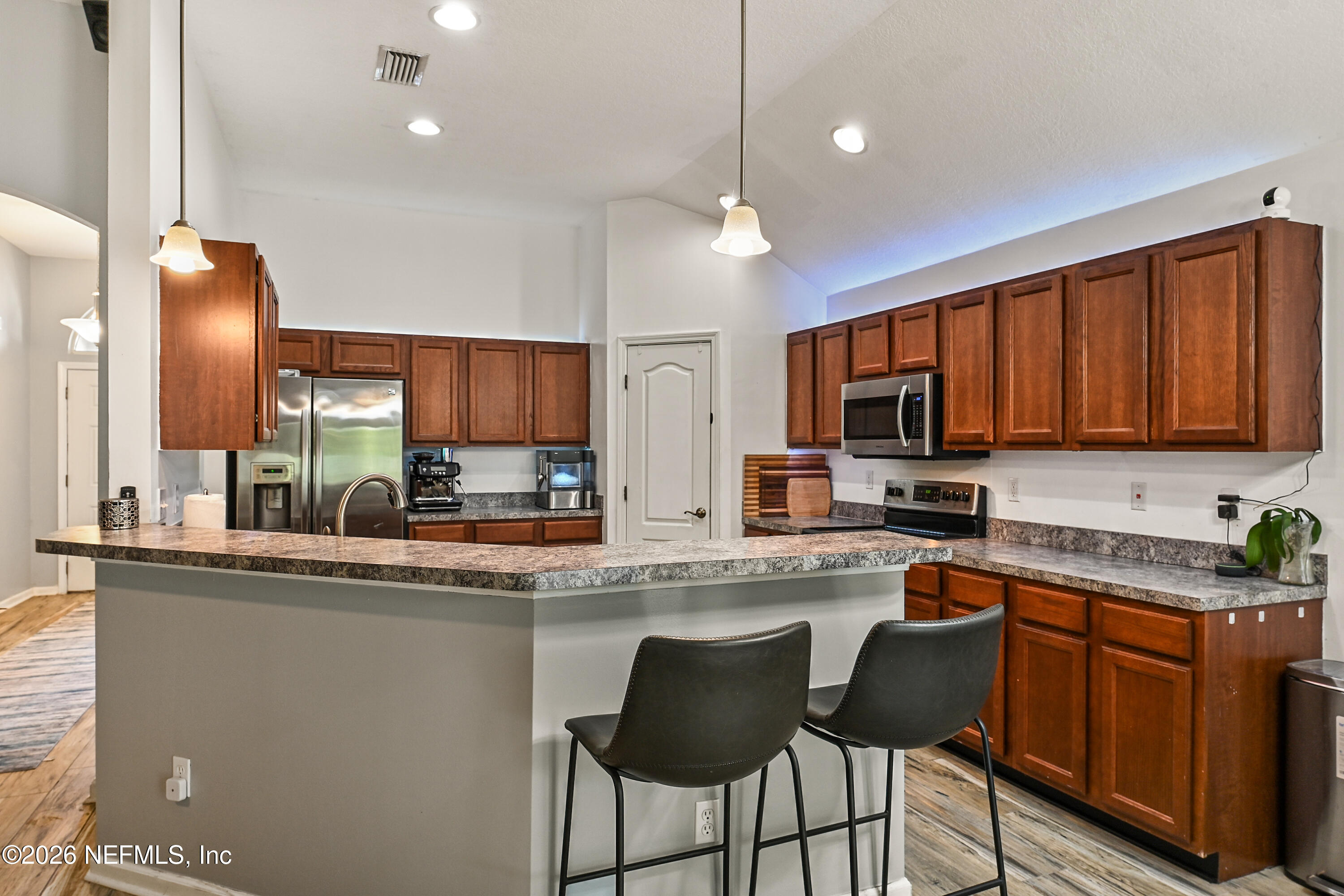 494 APPLE CREEK DRIVE Drive