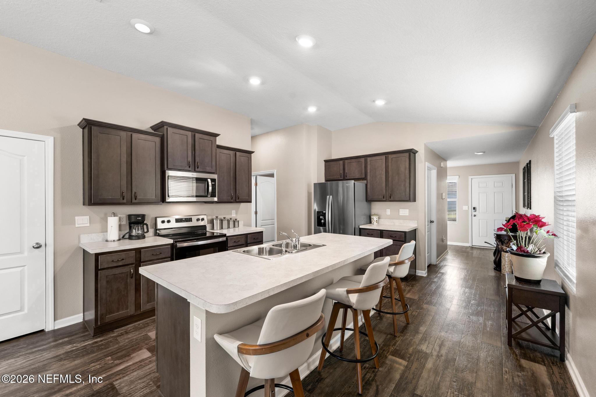 6188 BUCKING BRONCO Drive