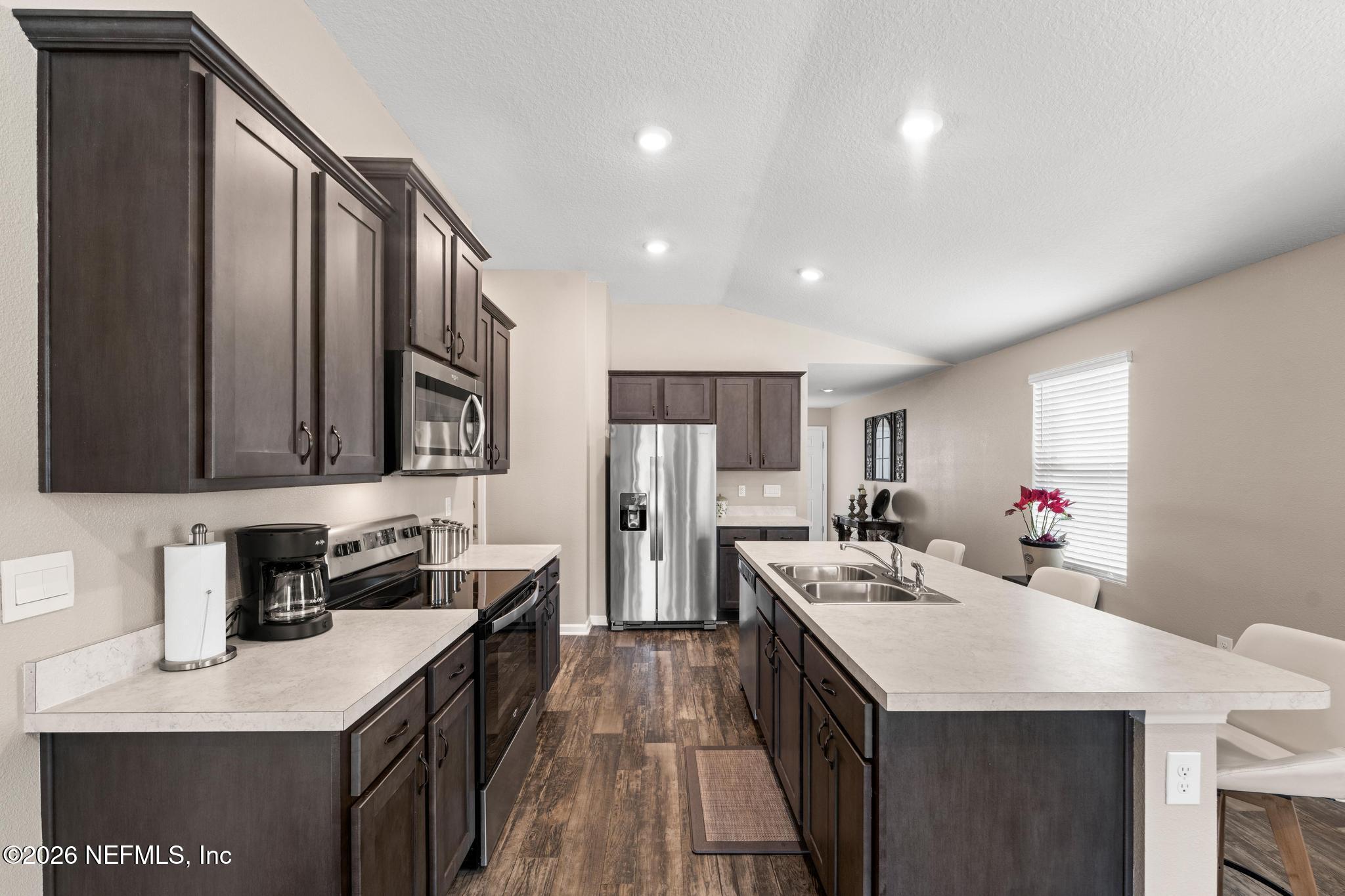 6188 BUCKING BRONCO Drive