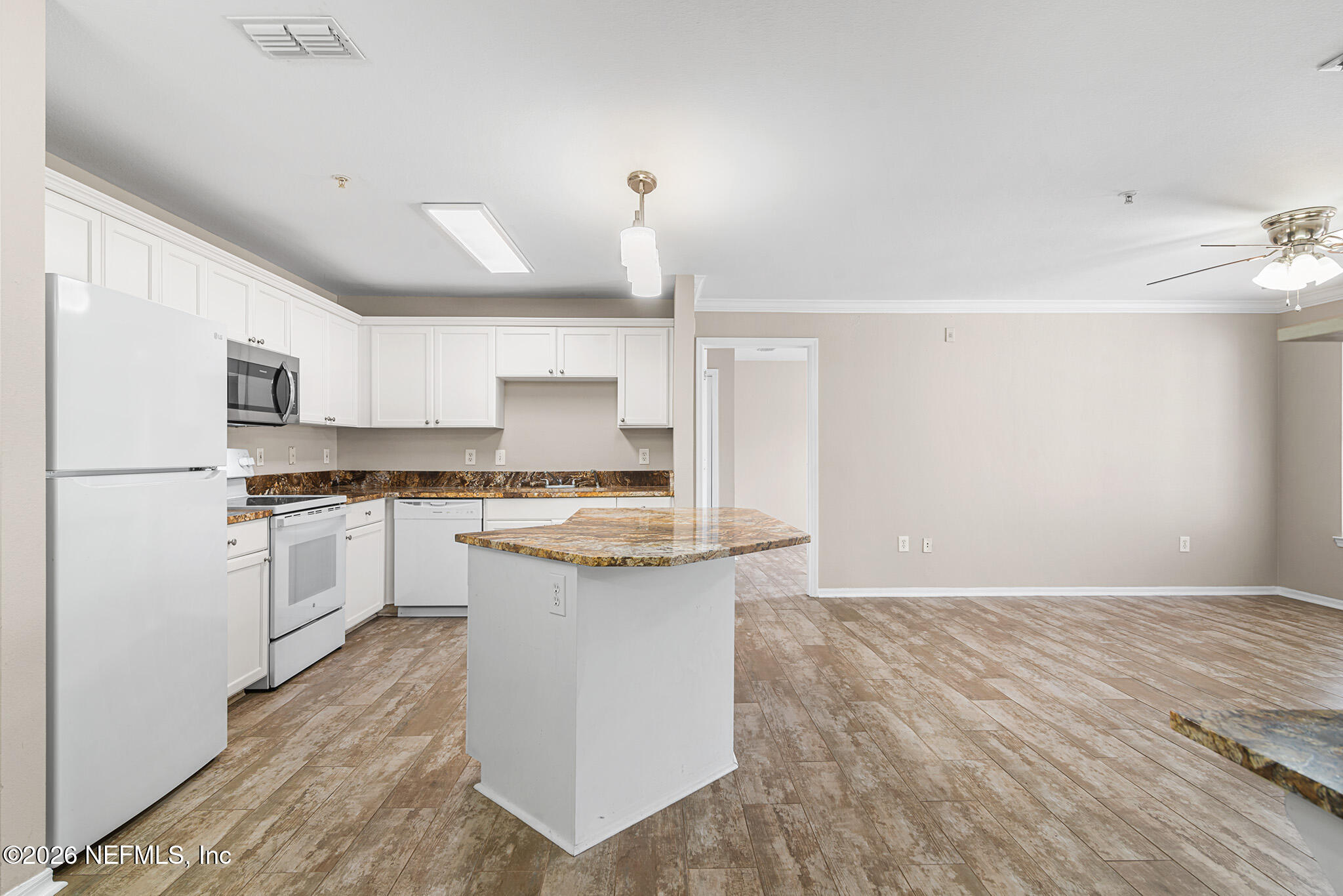 3591 KERNAN Boulevard S 715