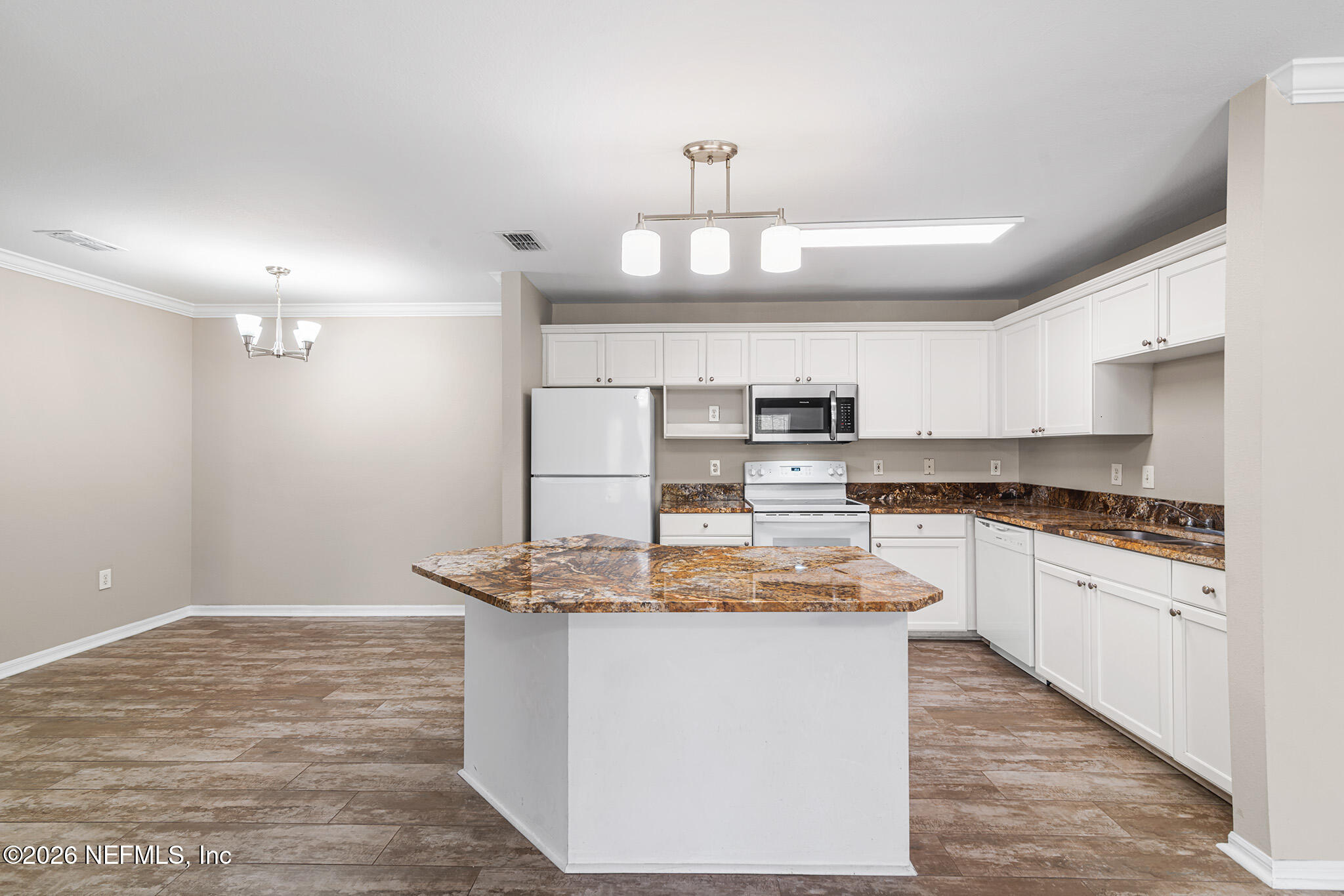 3591 KERNAN Boulevard S 715