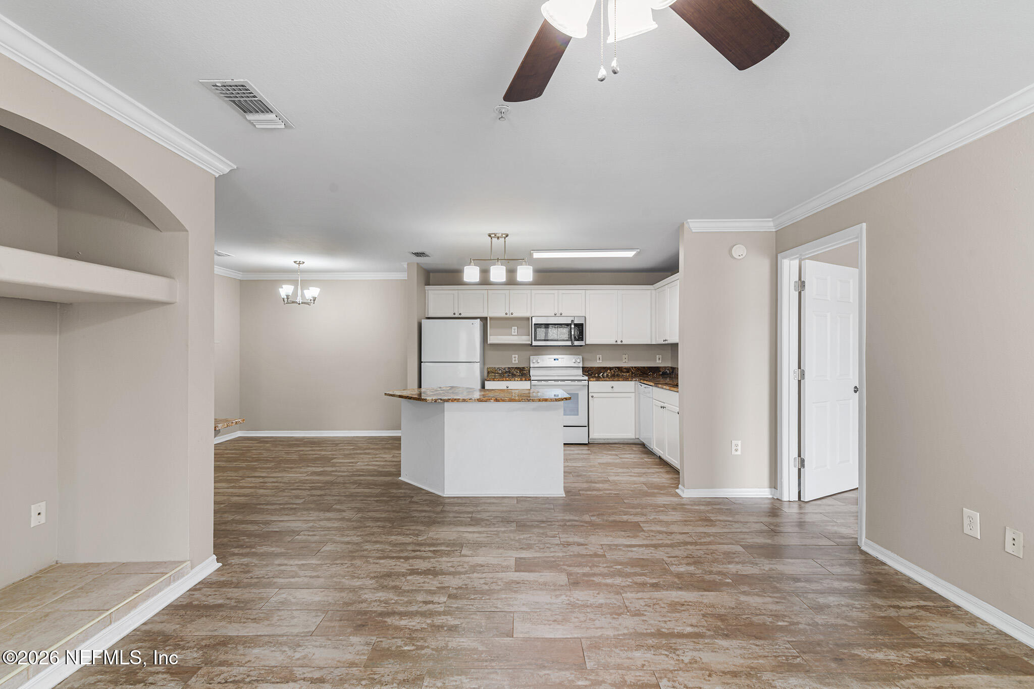 3591 KERNAN Boulevard S 715