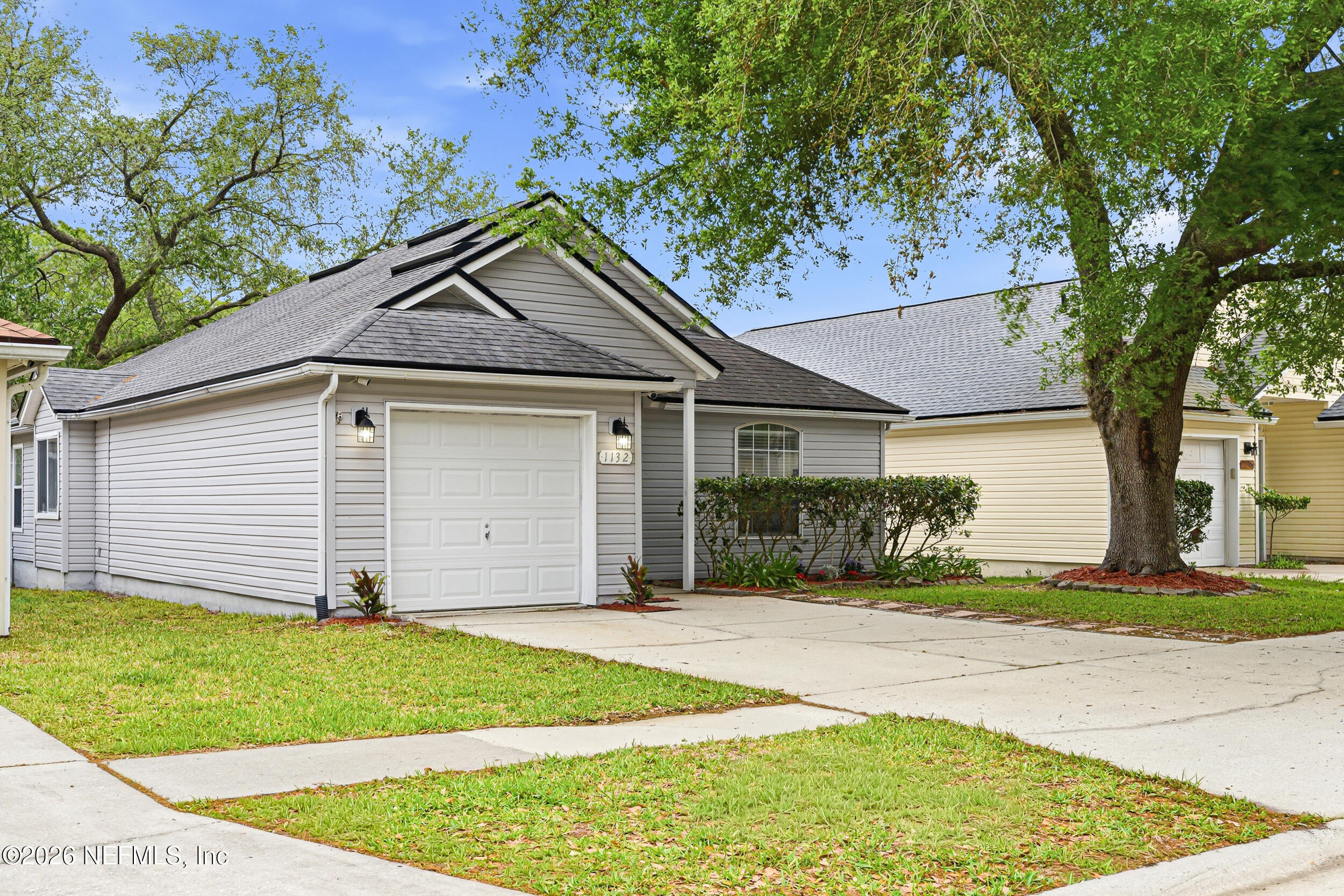 1132 CREEKS RIDGE Road
