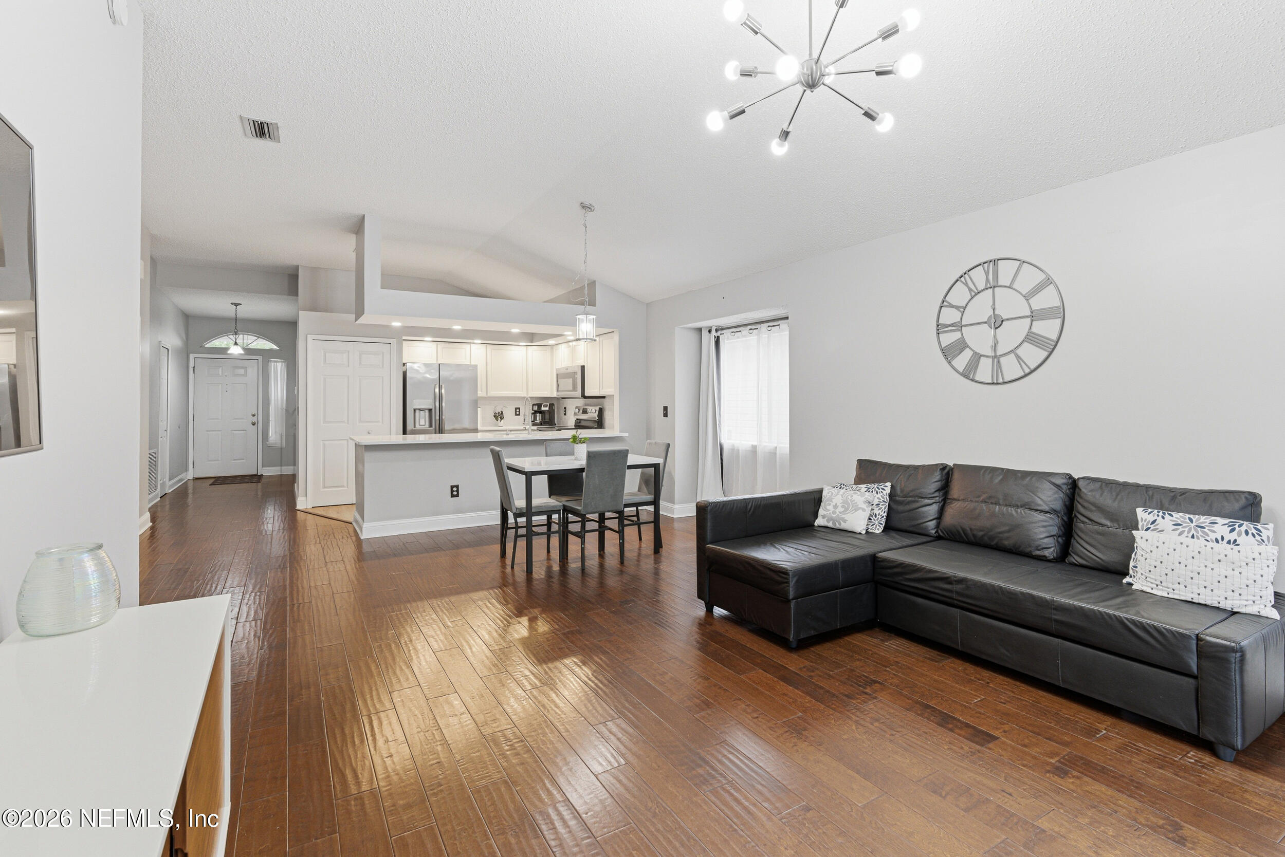 1132 CREEKS RIDGE Road