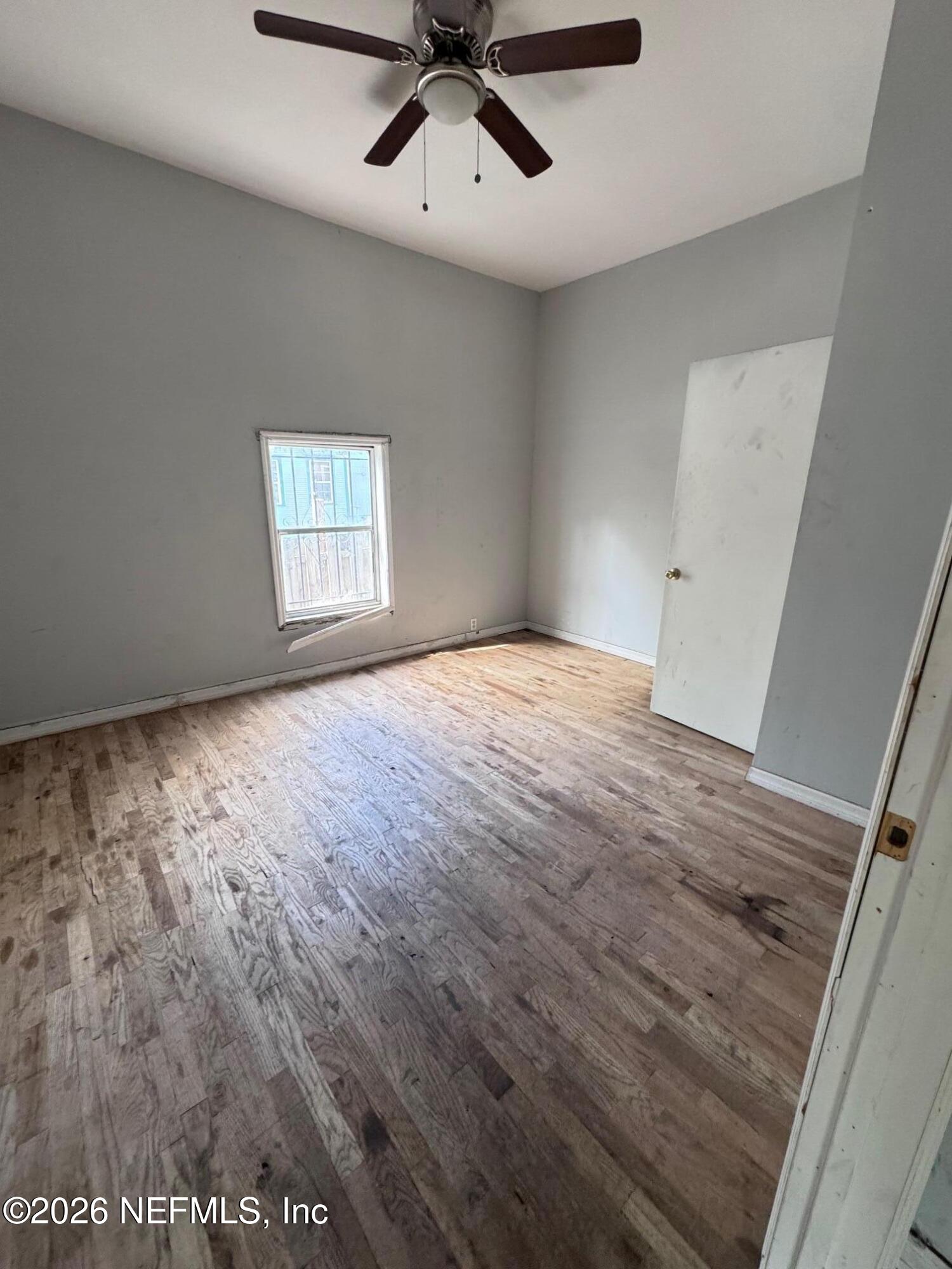 306 WOODLAWN Avenue