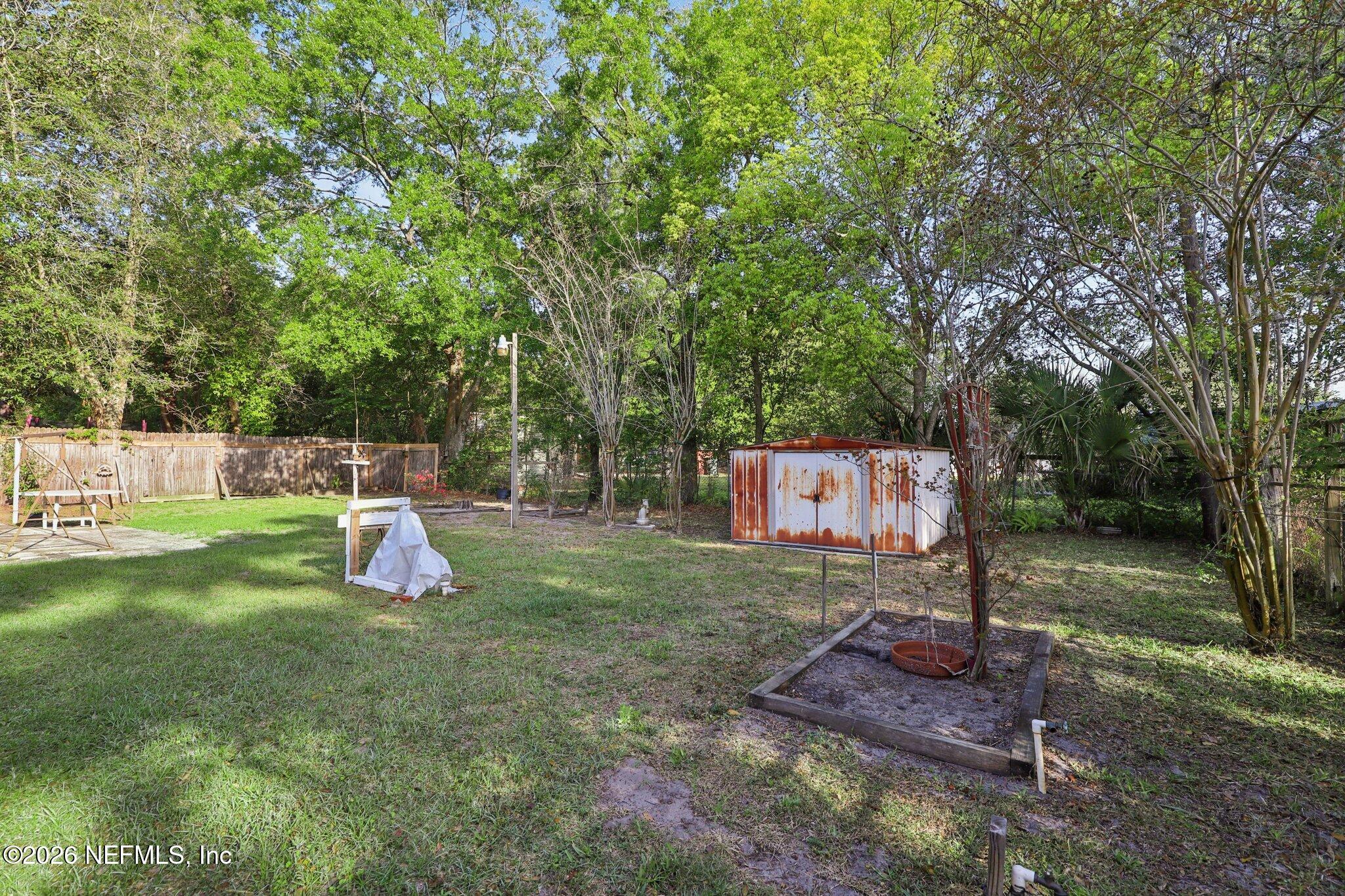 6611 ROMILLY Drive