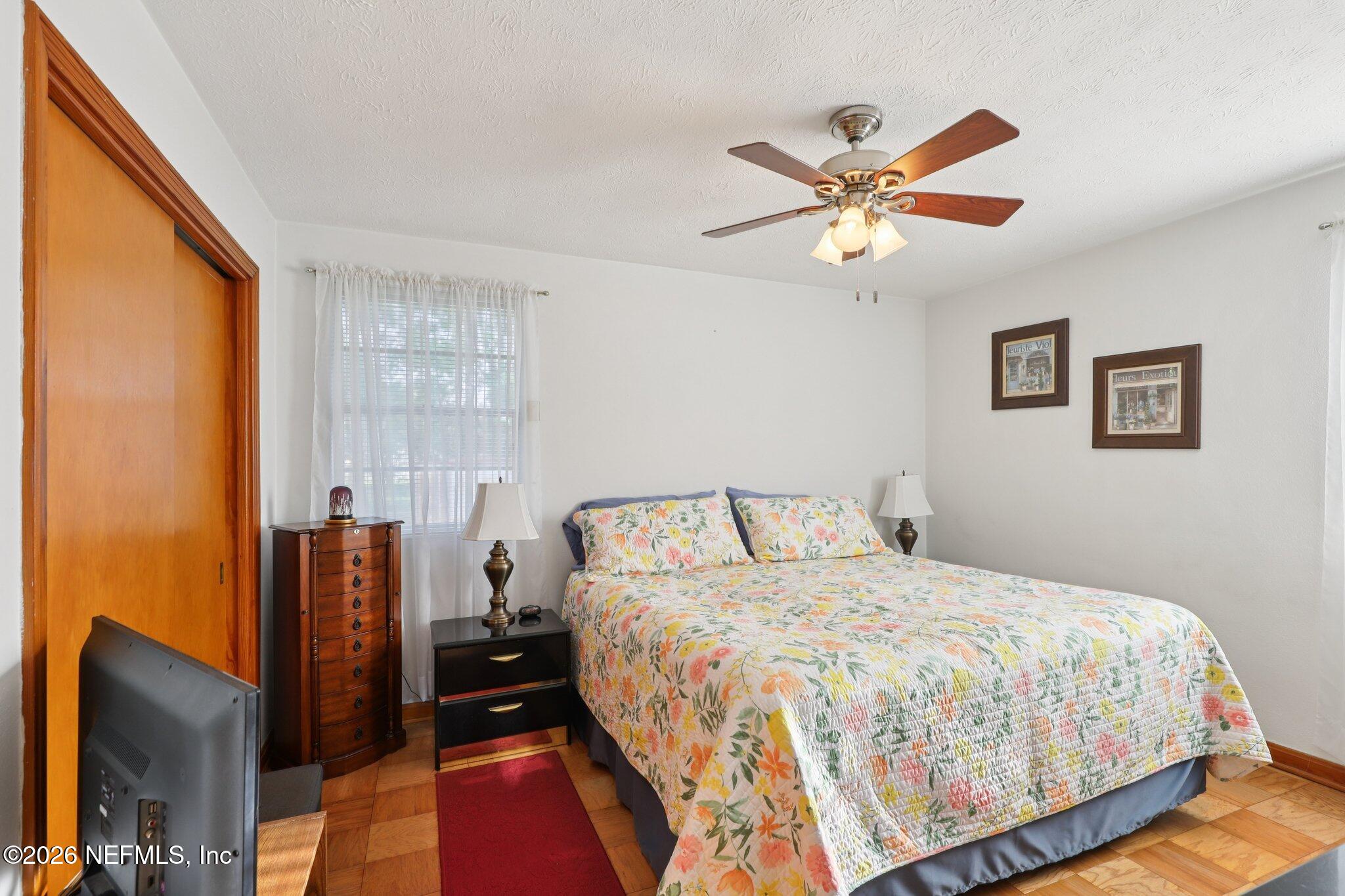 6611 ROMILLY Drive