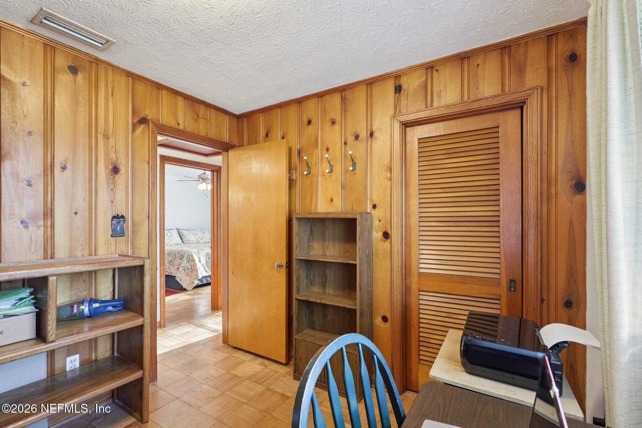 6611 ROMILLY Drive