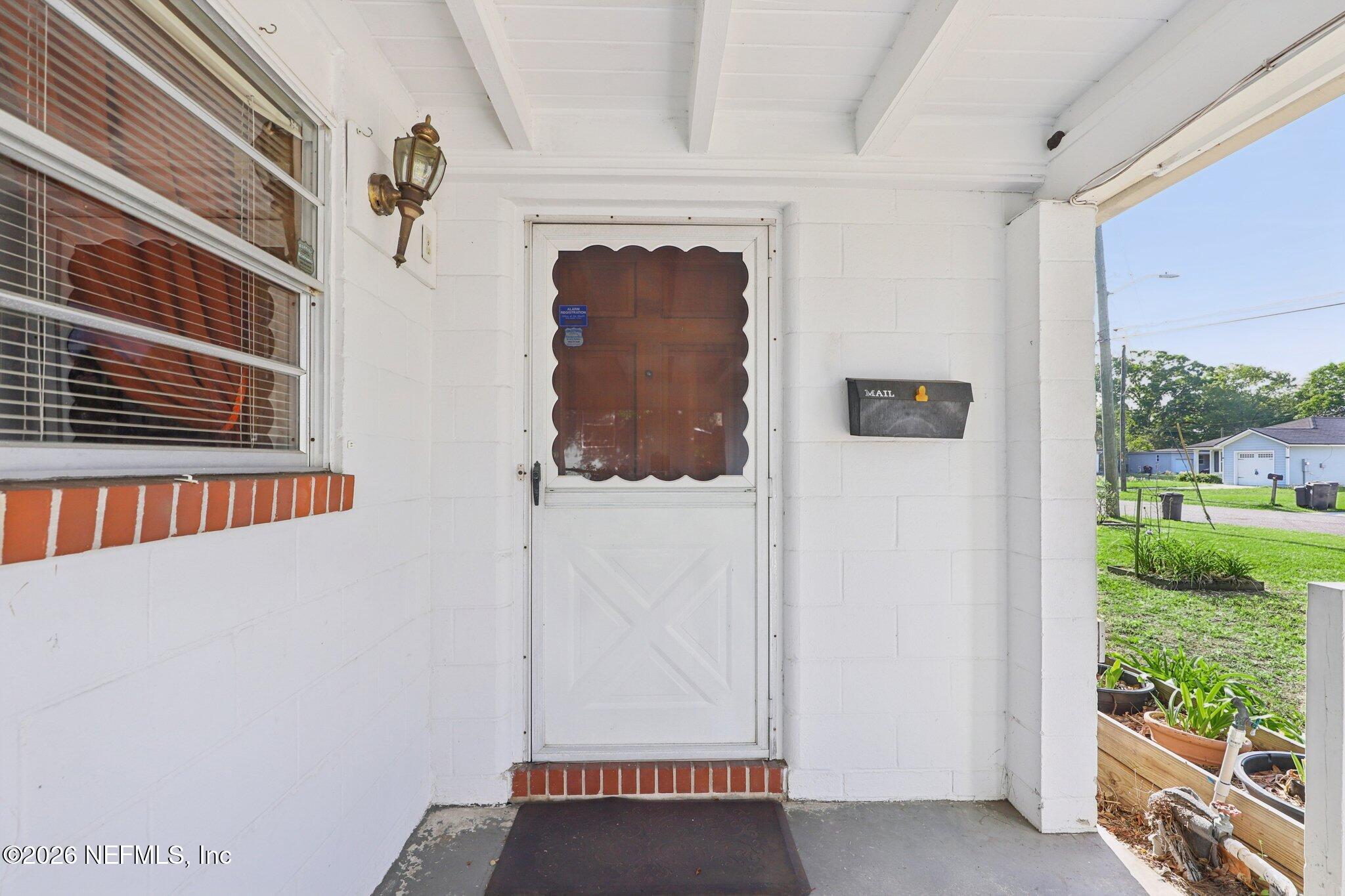 6611 ROMILLY Drive
