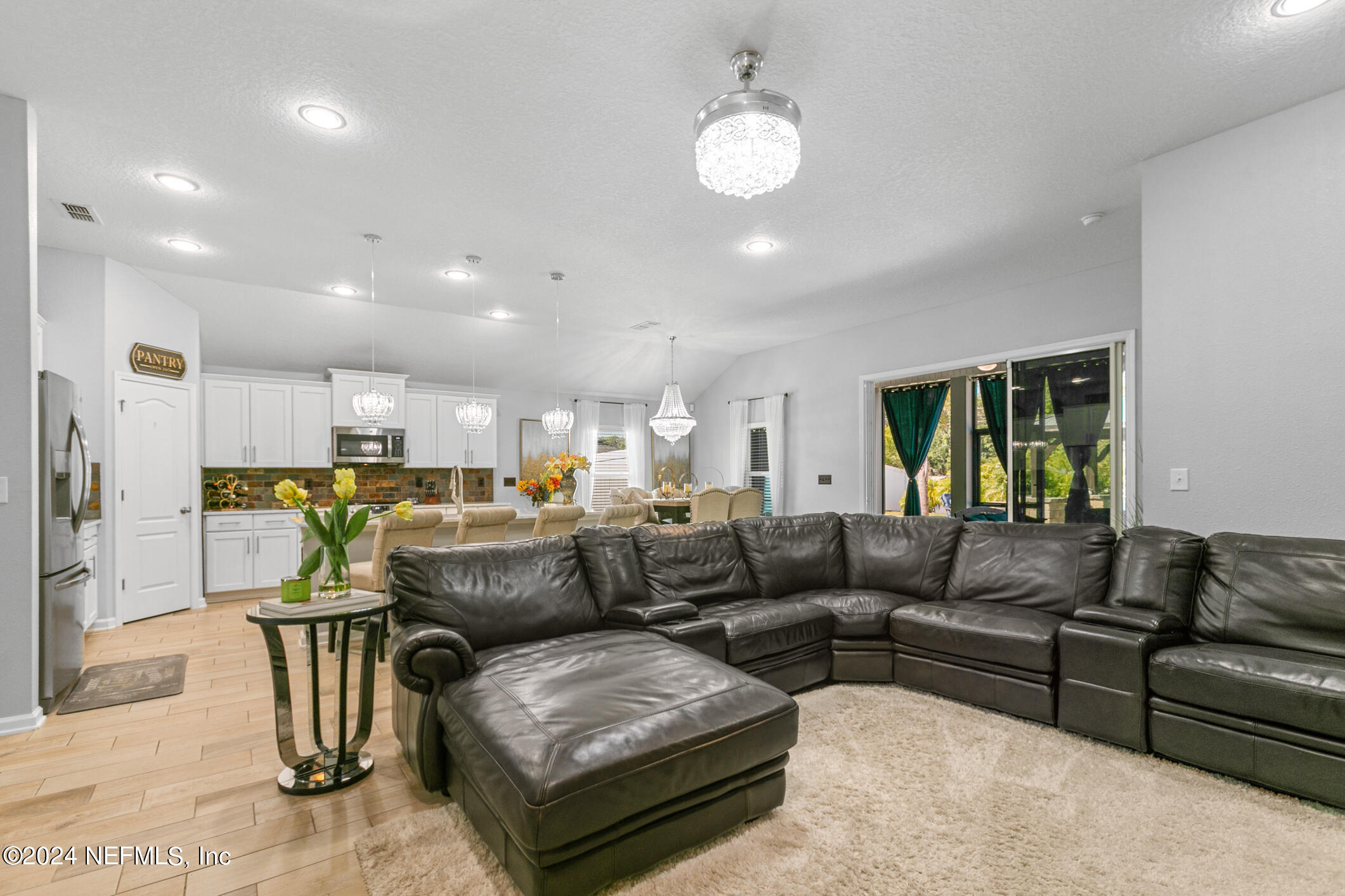 306 S HAMILTON SPRINGS Road, St. Augustine
