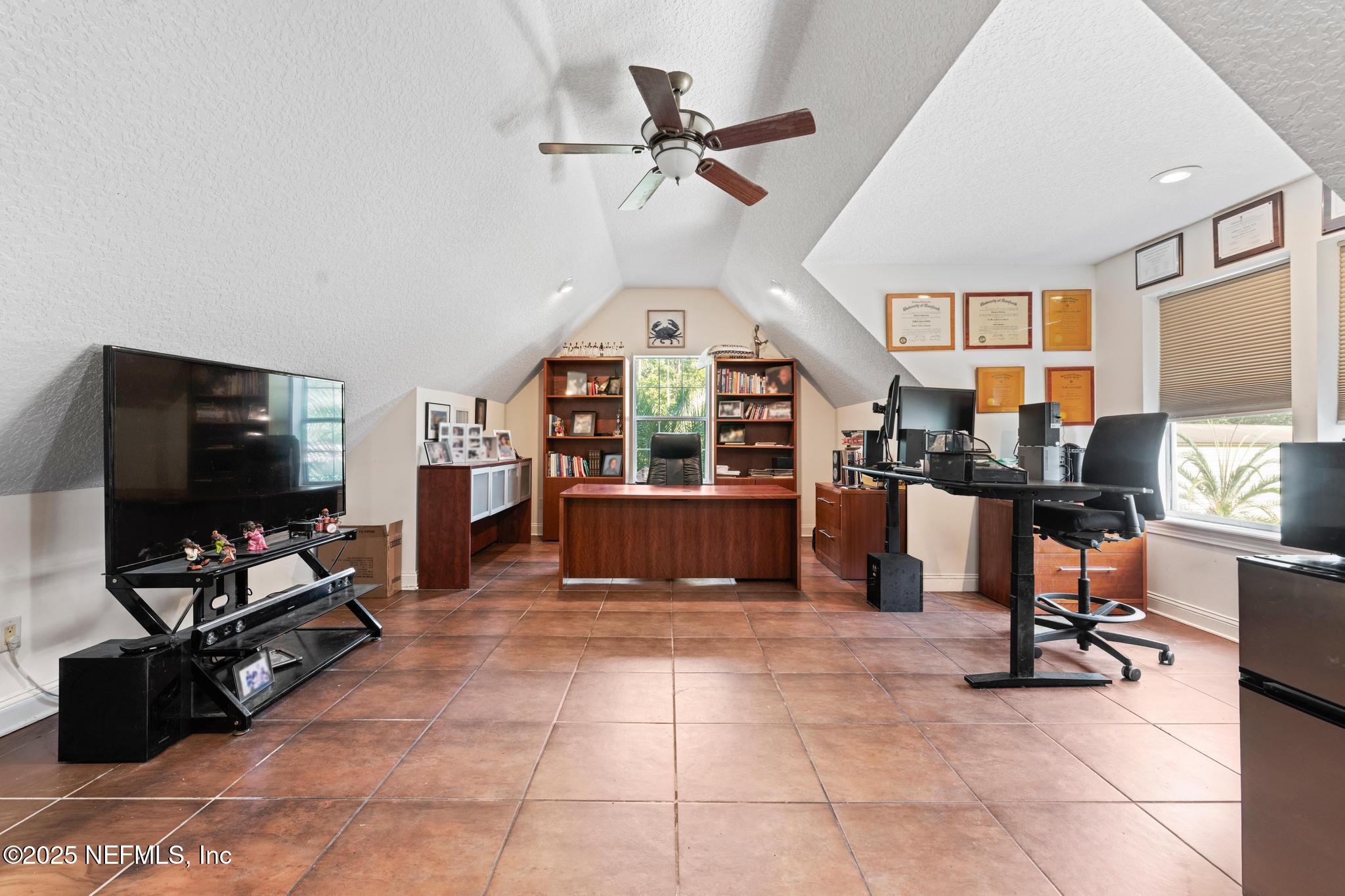 3010 STARRATT Road