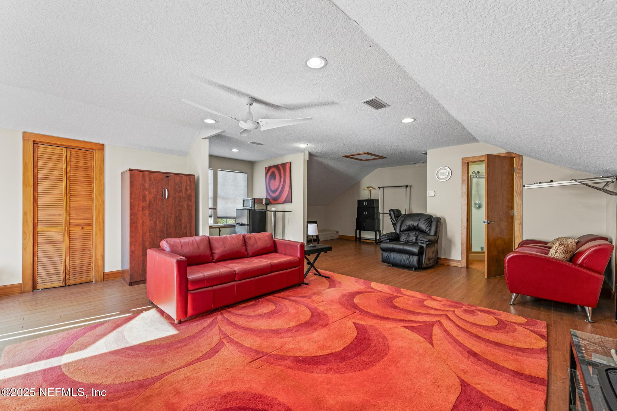 3010 STARRATT Road