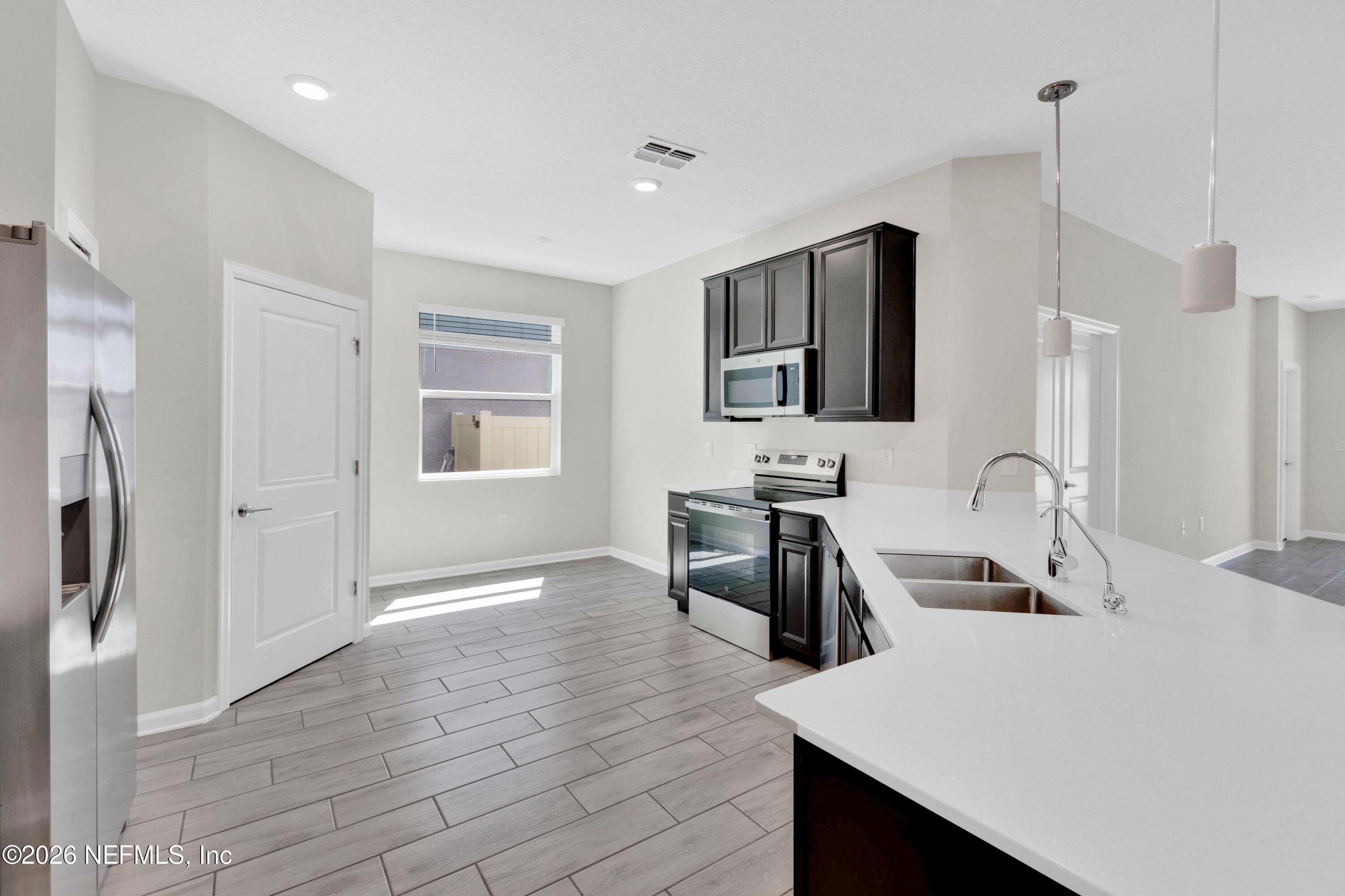 1358 LASSEN Street